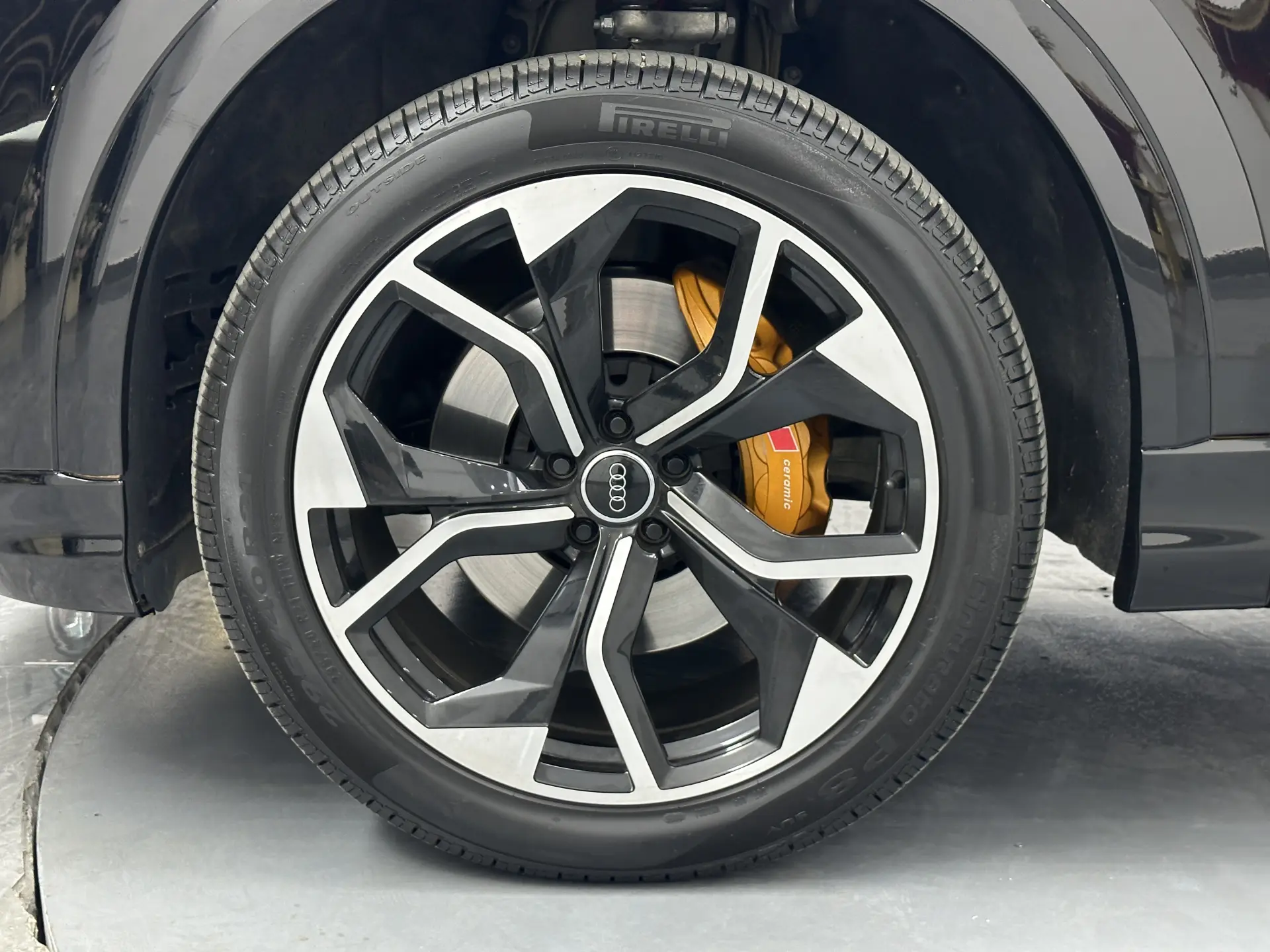 Audi Q8, 2025 31