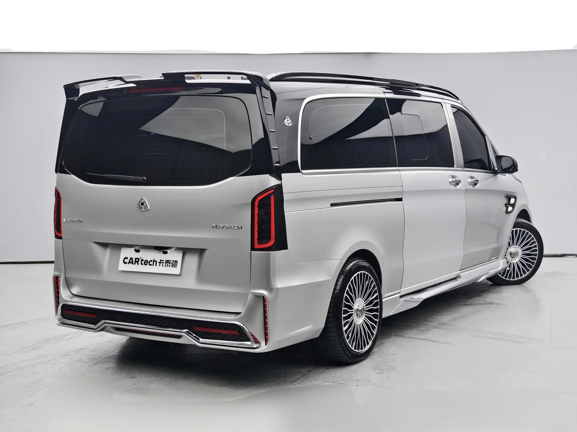 Mercedes-Benz Vito, 2025 3