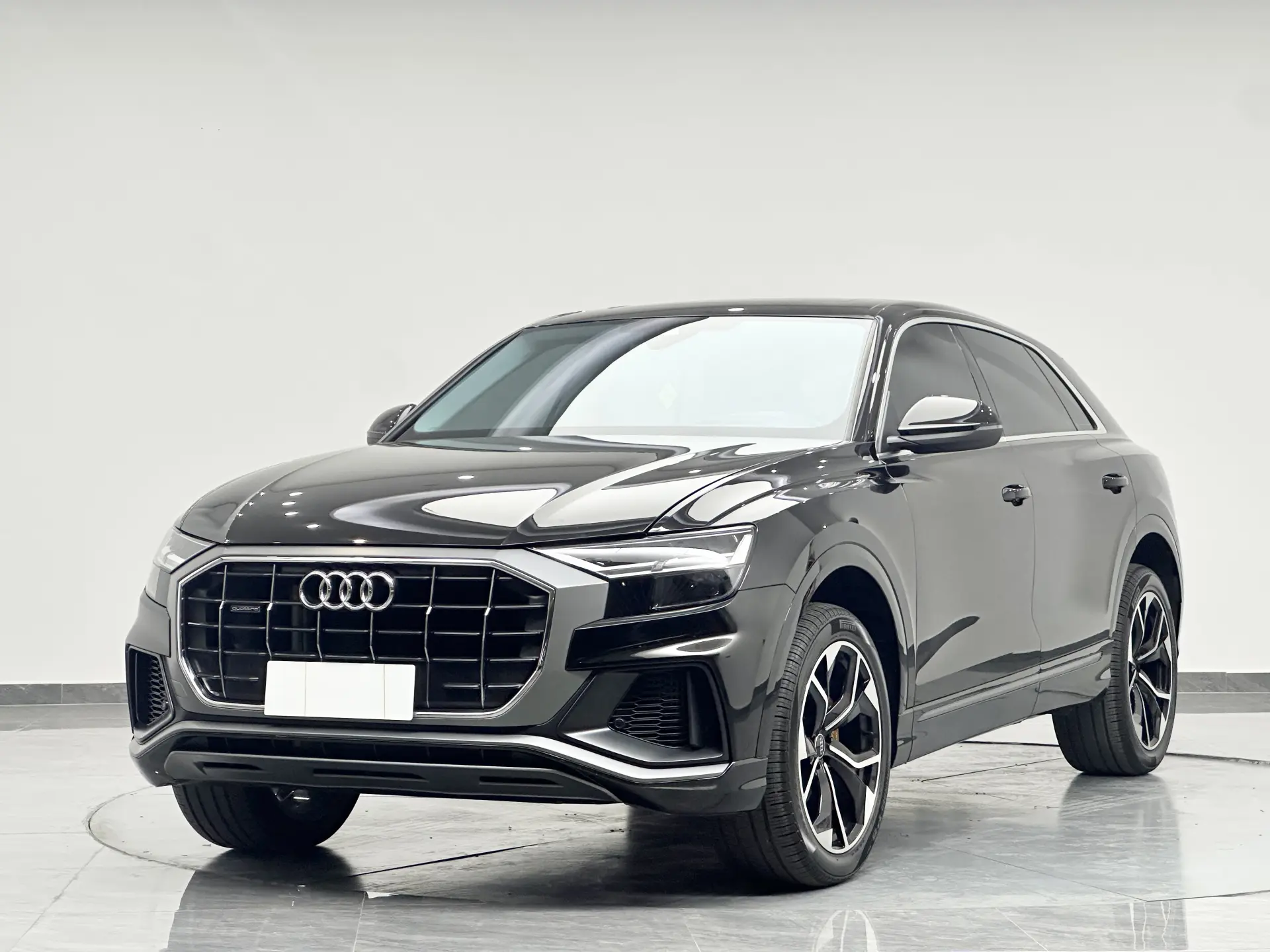 Audi Q8, 2025 9