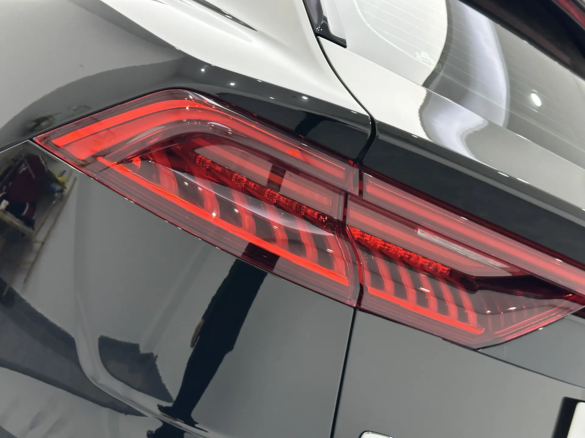 Audi Q8, 2025 29