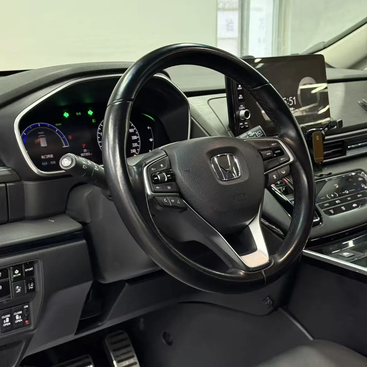 Honda Elysion, 2023 13