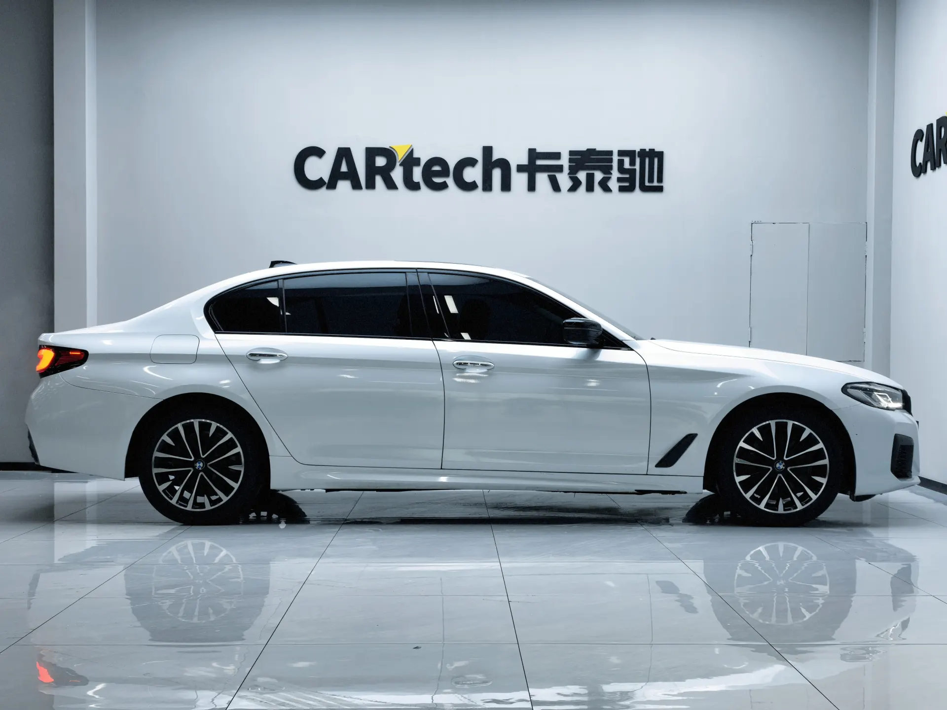 BMW 525Li, 2018 4