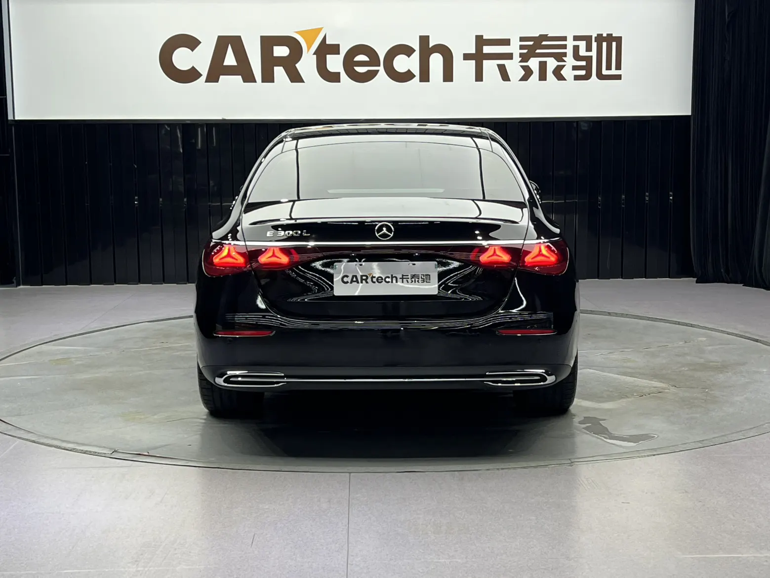 Mercedes-Benz E 300 L, 2024 6