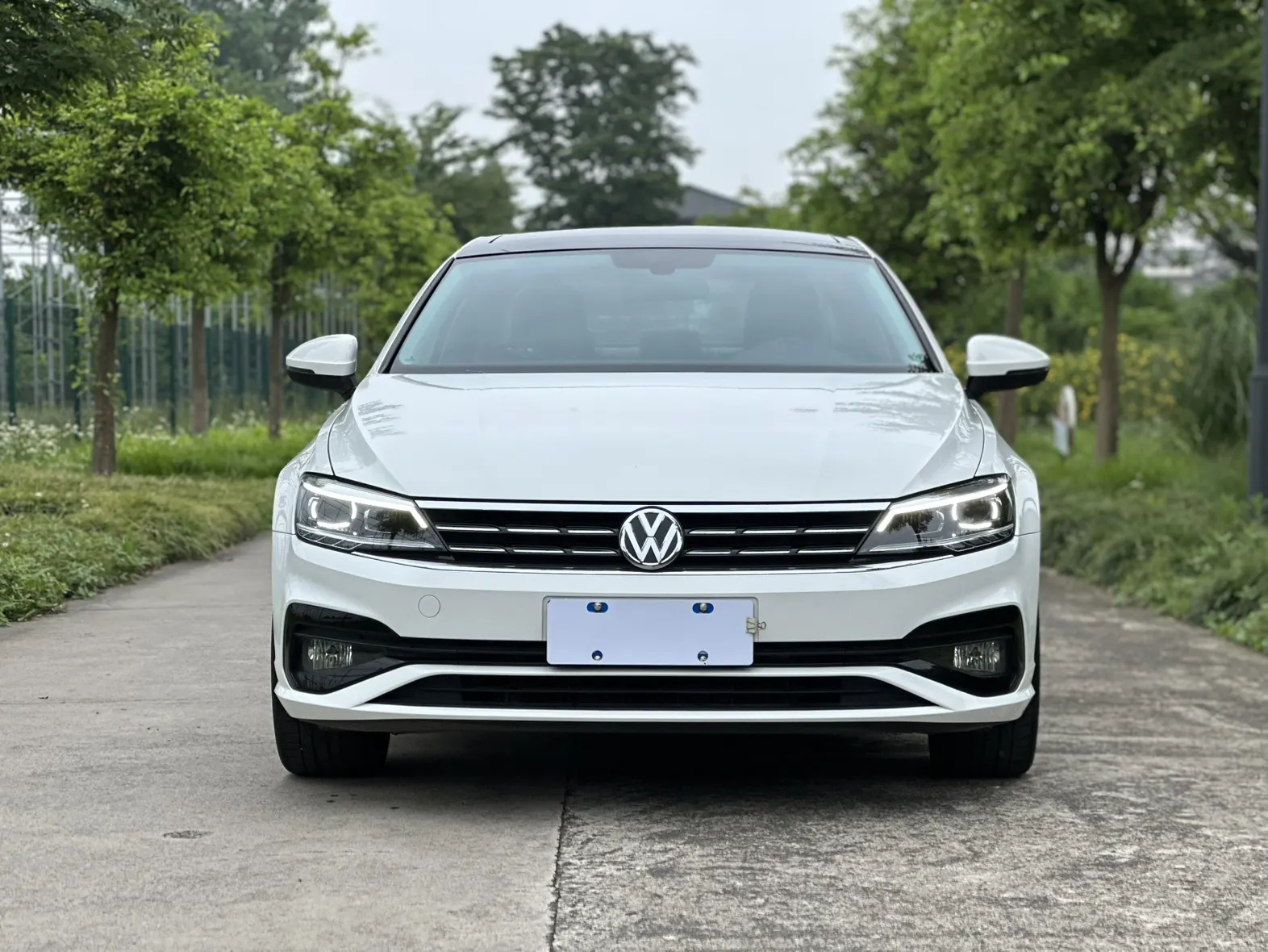 Volkswagen Lamando, 2022 3