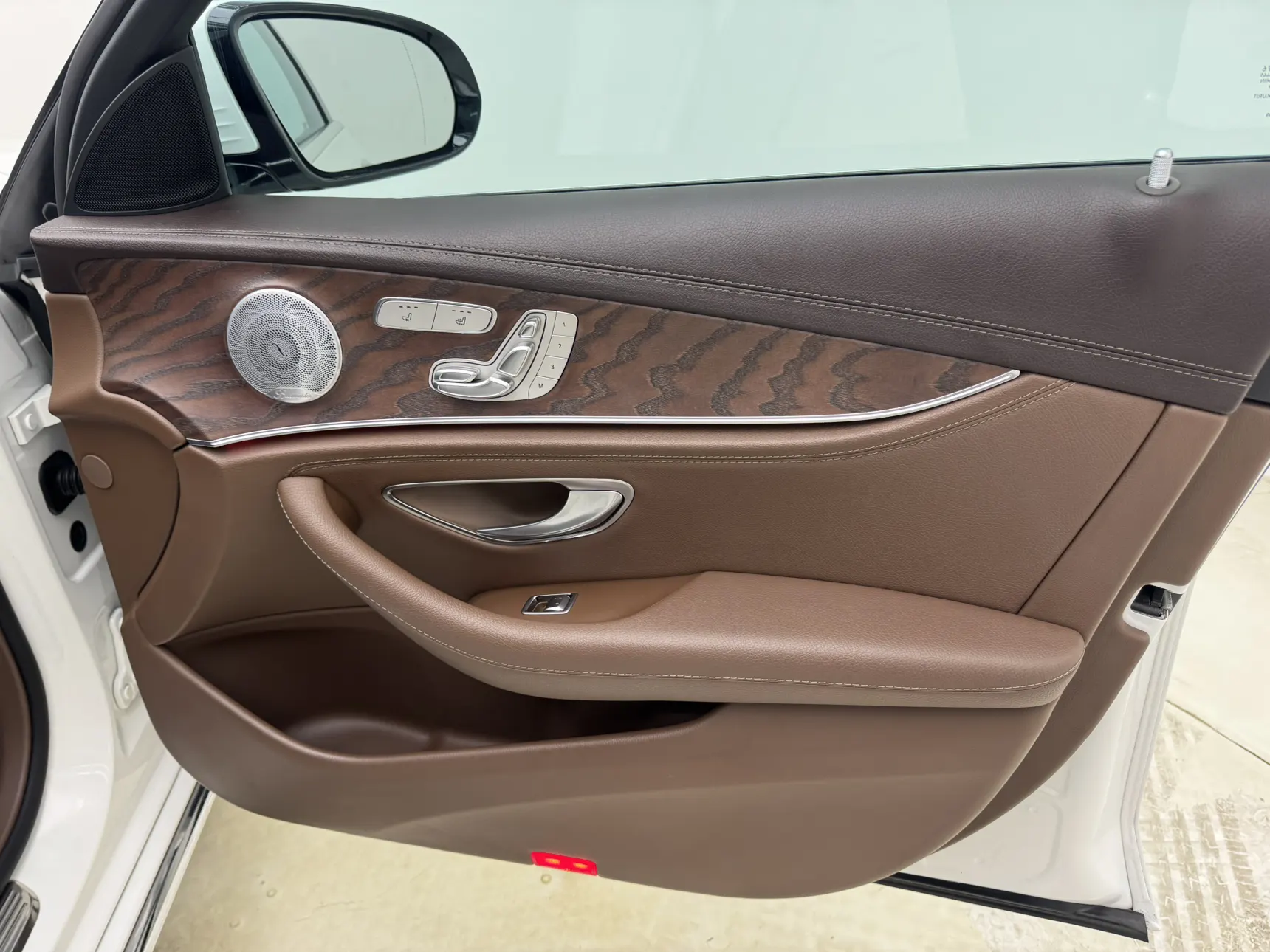 Mercedes-Benz E 300 L, 2020 18