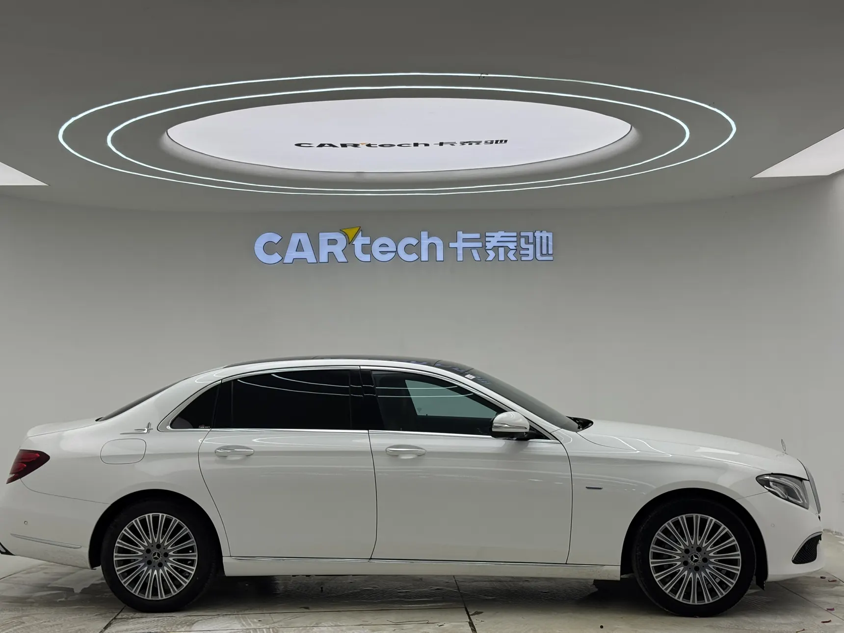 Mercedes-Benz E 300 L, 2020 4