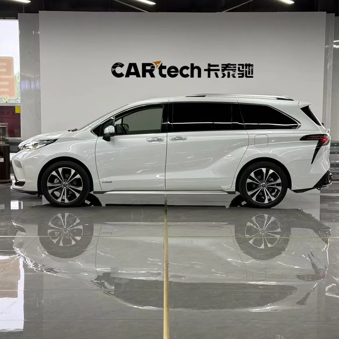 Toyota Granvia, 2023 8