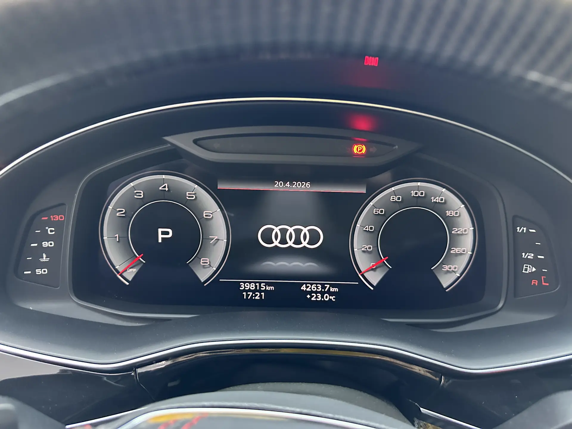 Audi Q8, 2025 24