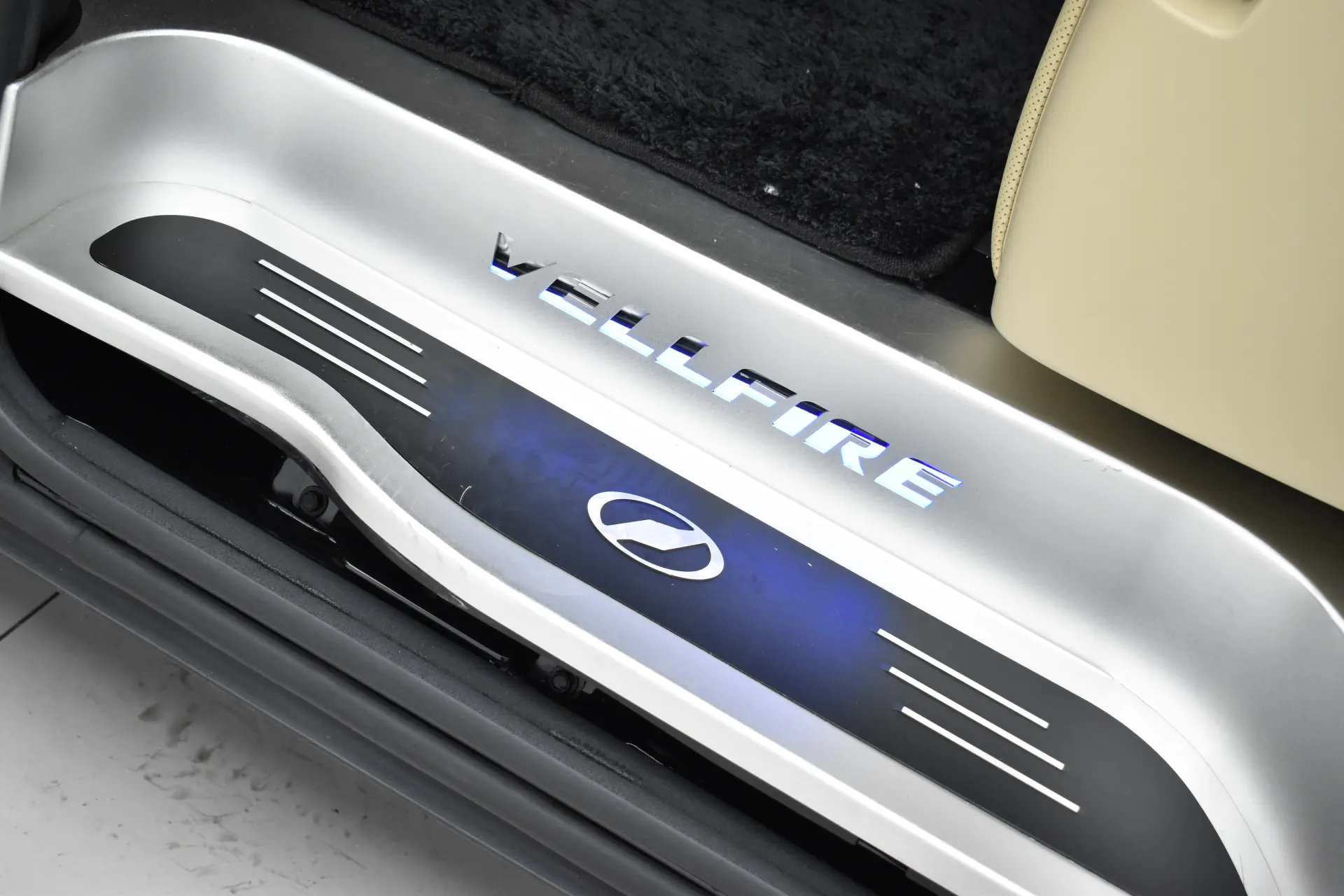 Toyota Vellfire, 2021 19