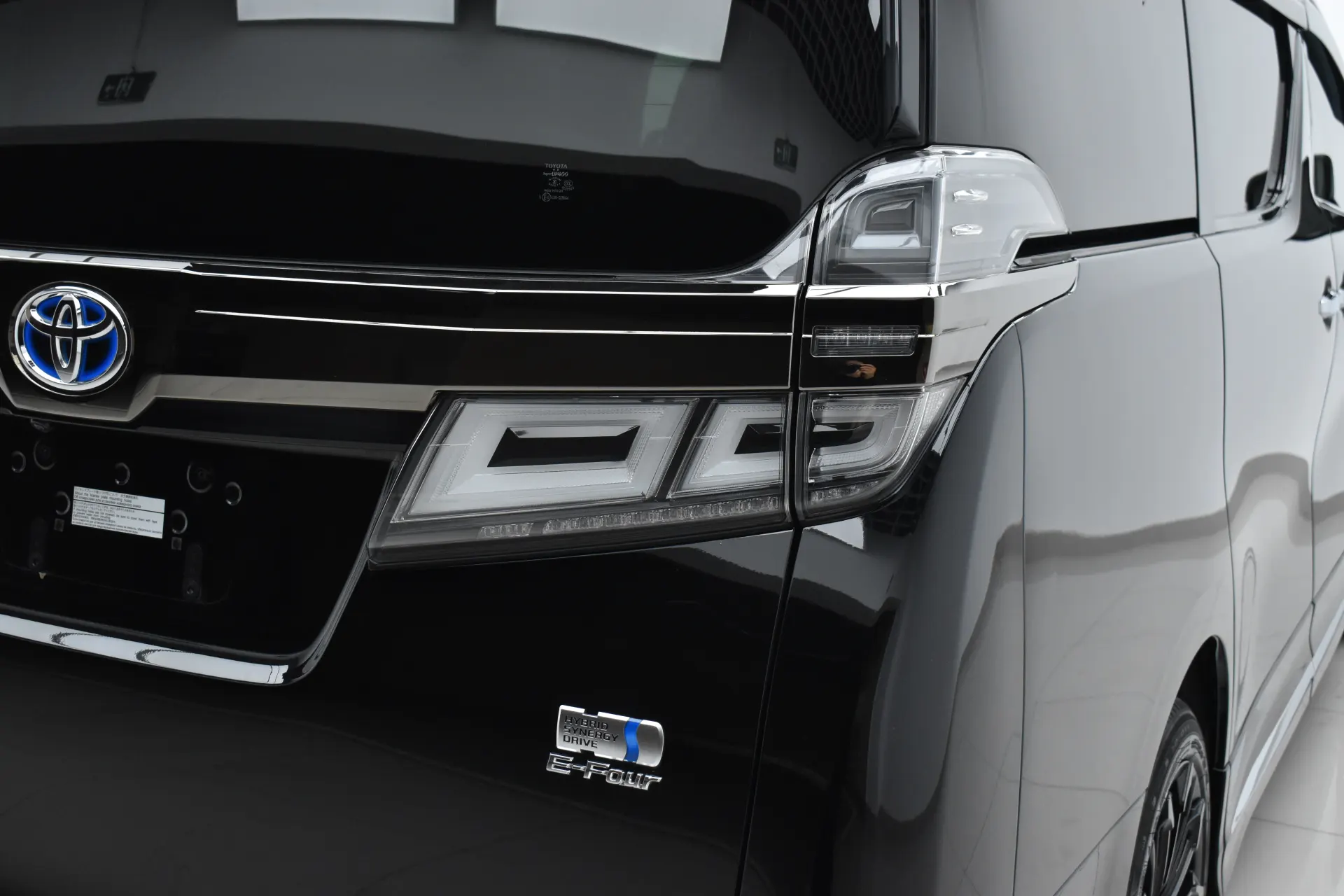 Toyota Vellfire, 2021 8
