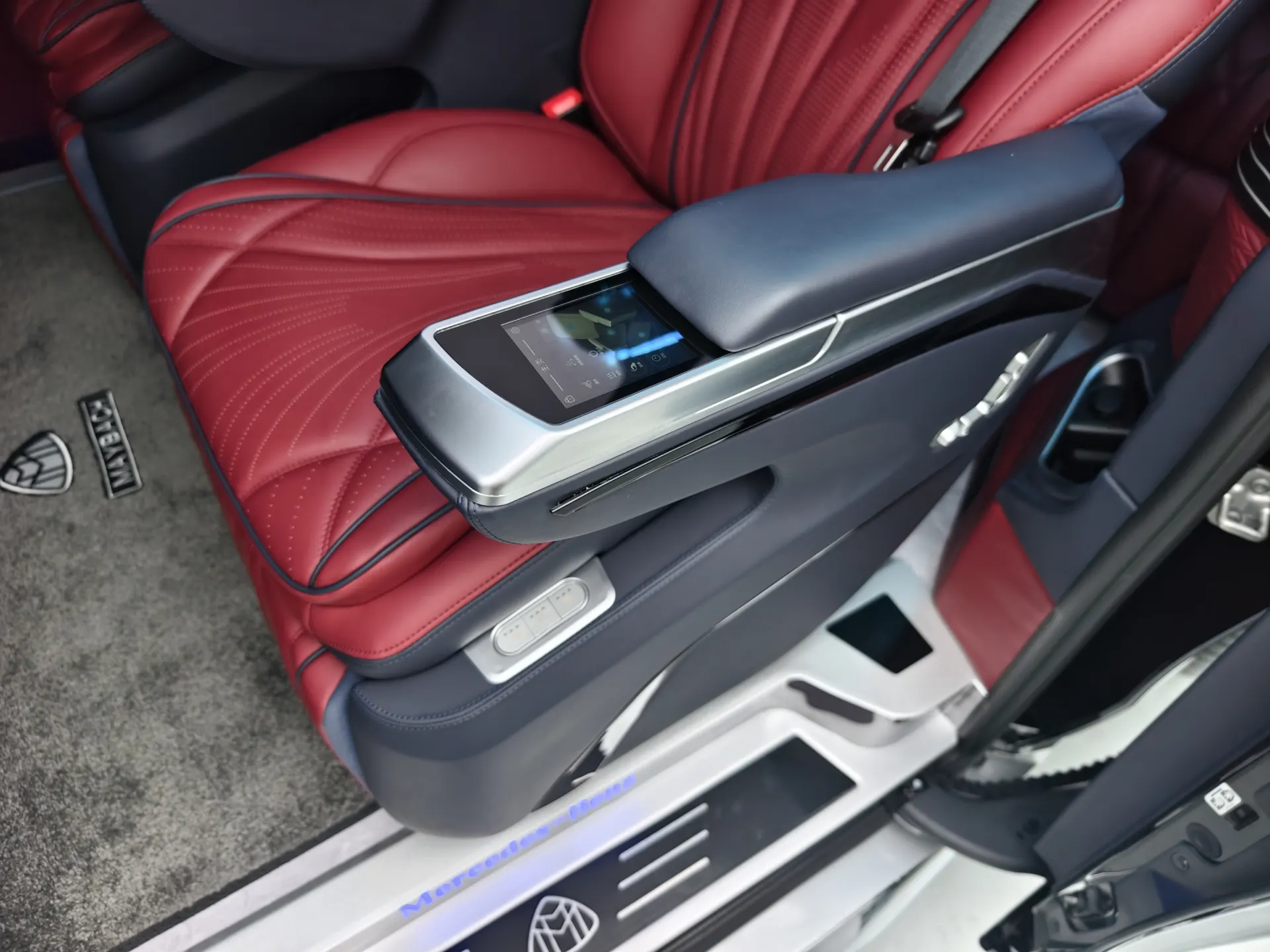 Mercedes-Benz Vito, 2025 21
