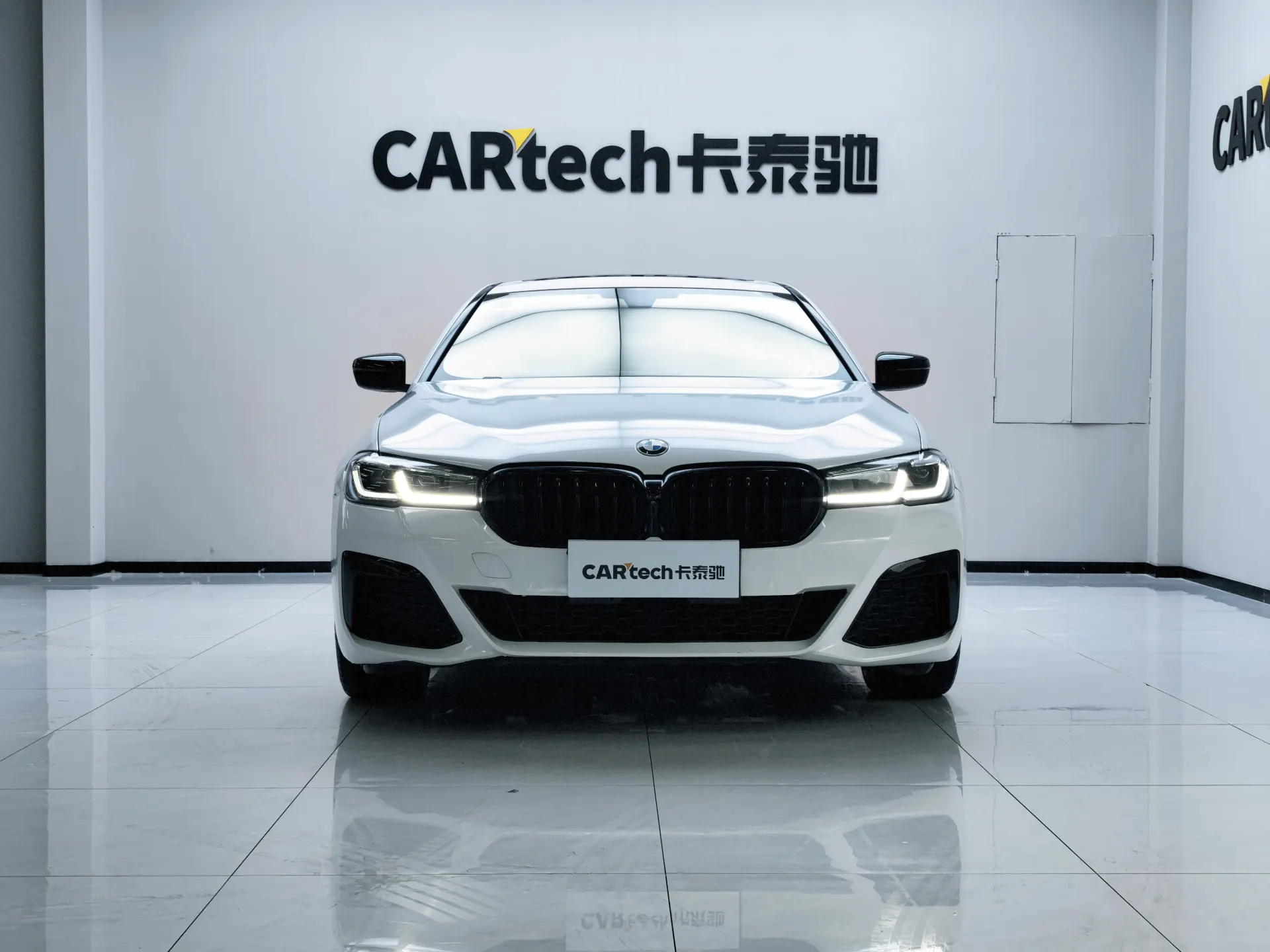 BMW 525Li, 2018 3