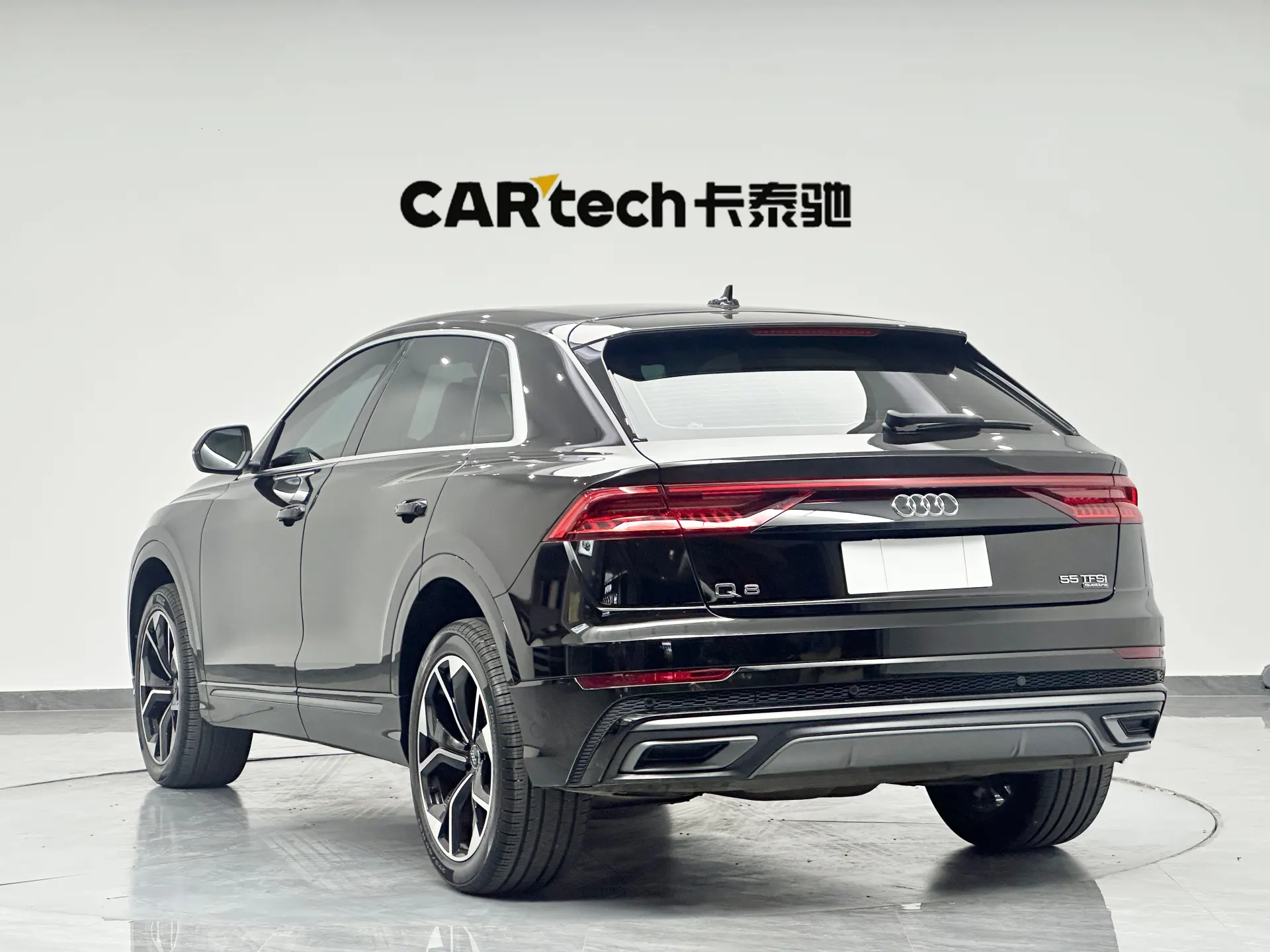 Audi Q8, 2025 6