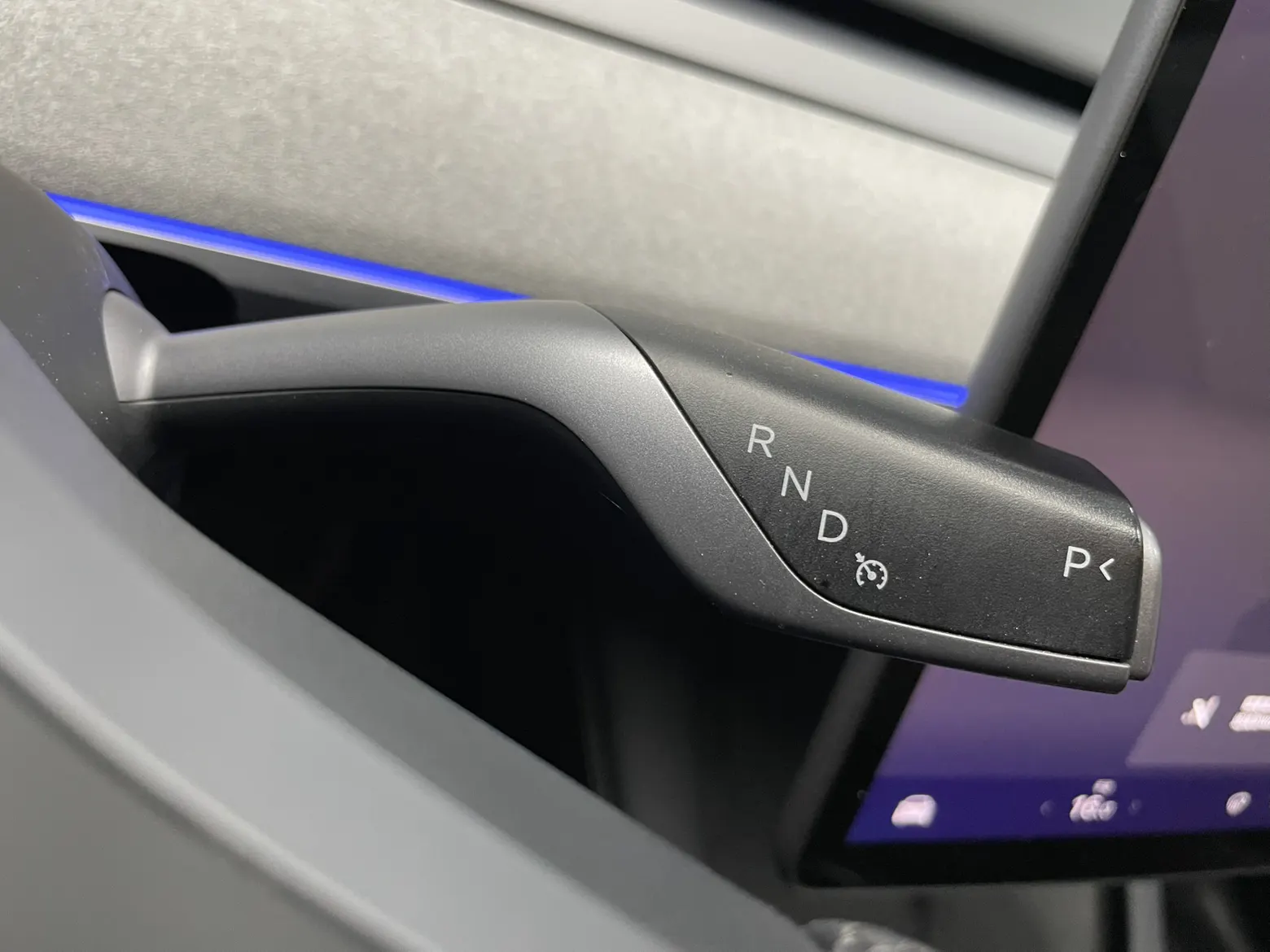 Tesla Model Y, 2024 13