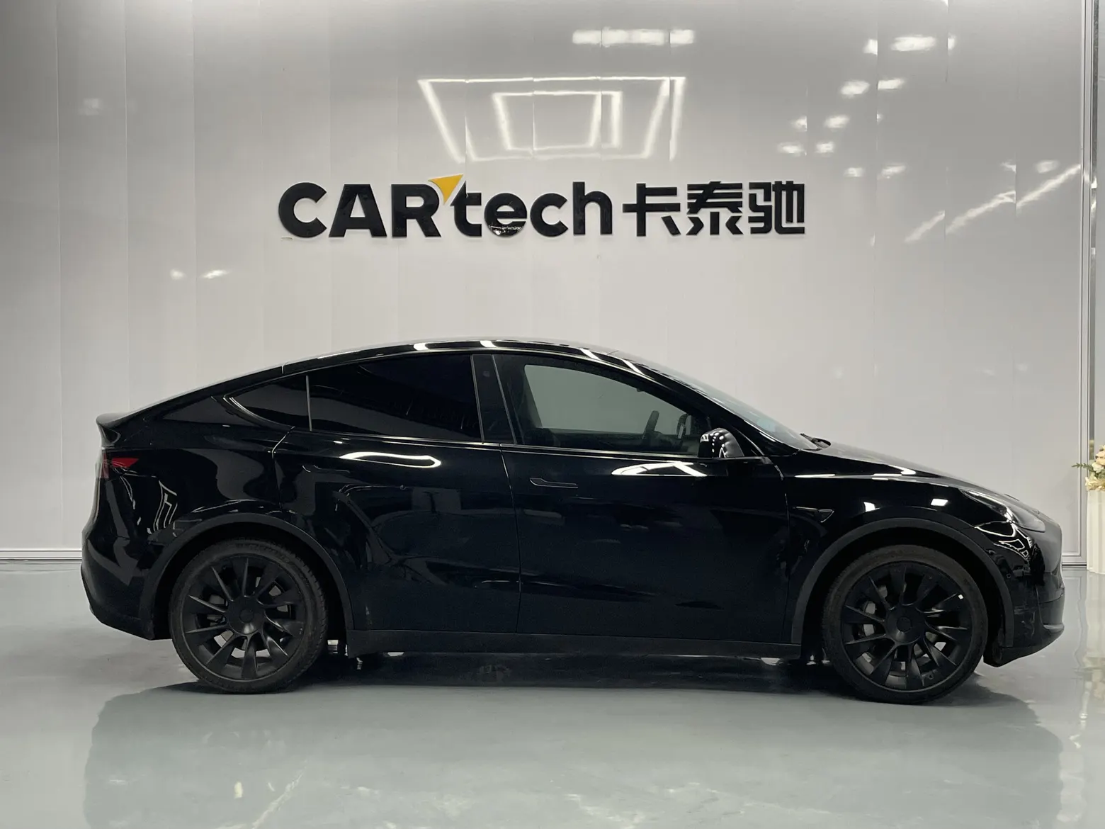 Tesla Model Y, 2024 3
