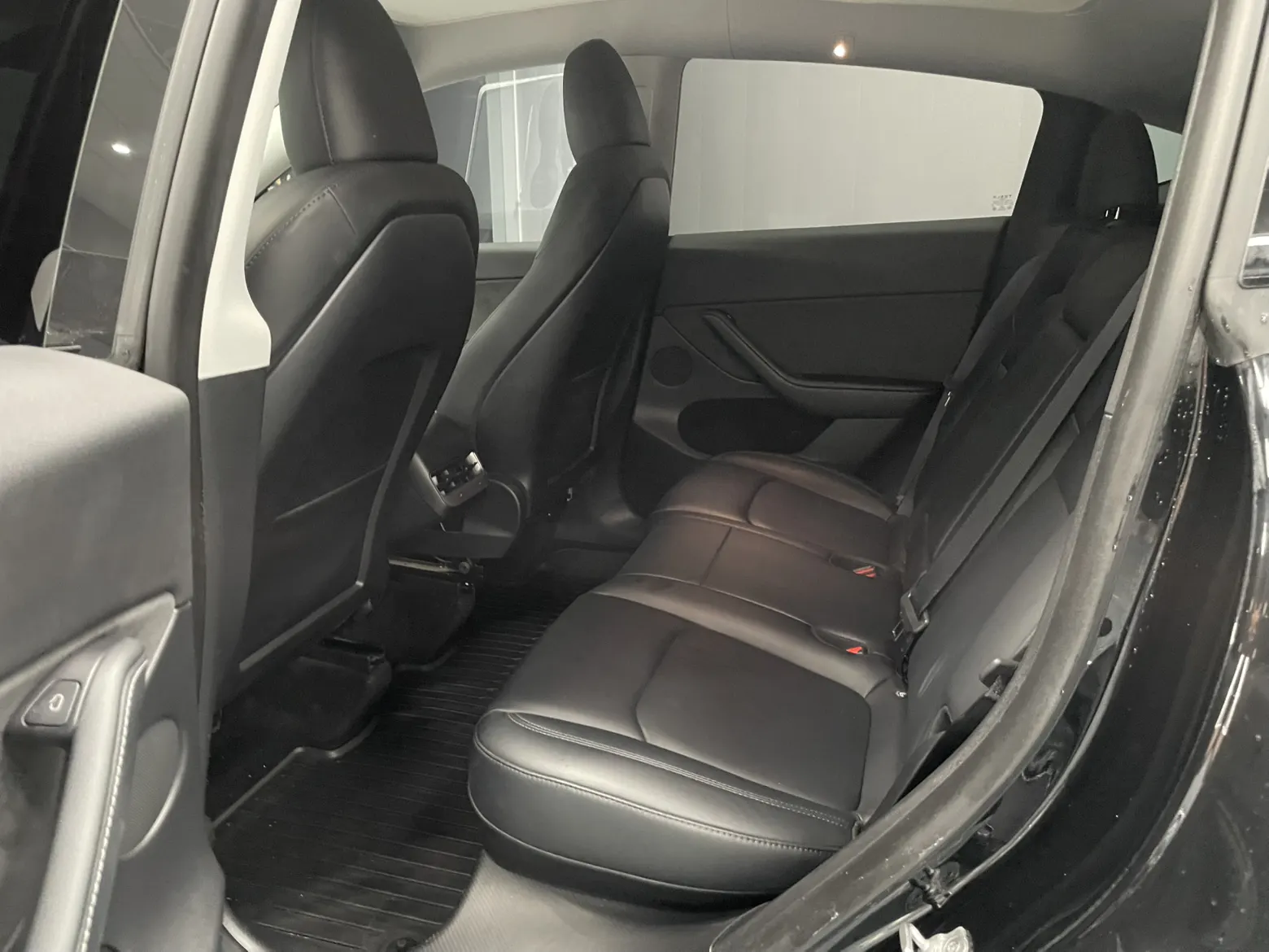 Tesla Model Y, 2024 12