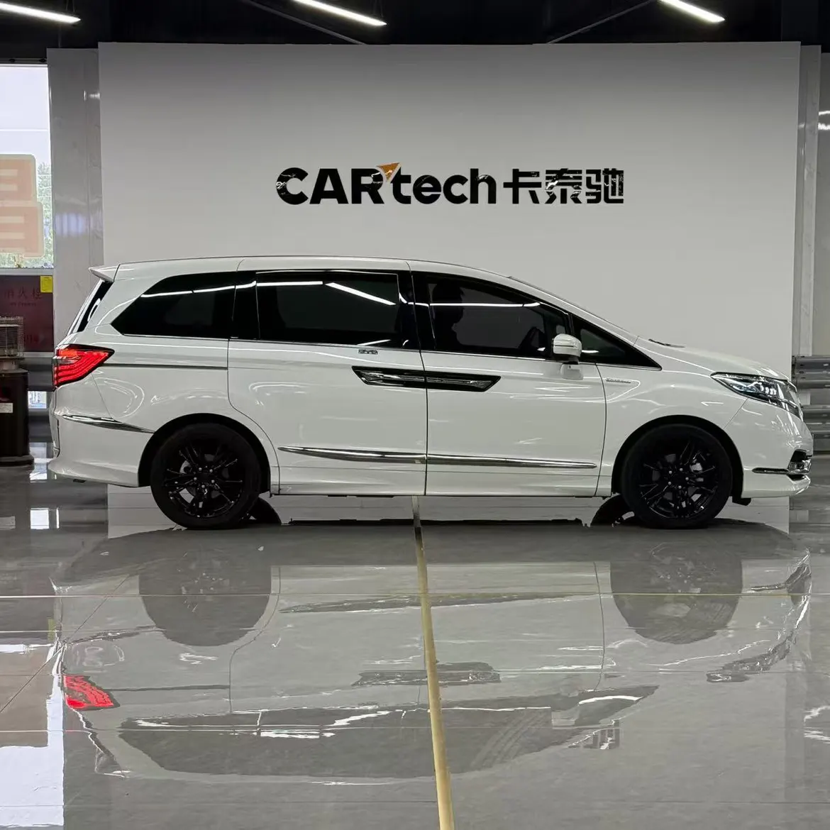 Honda Elysion, 2020 3