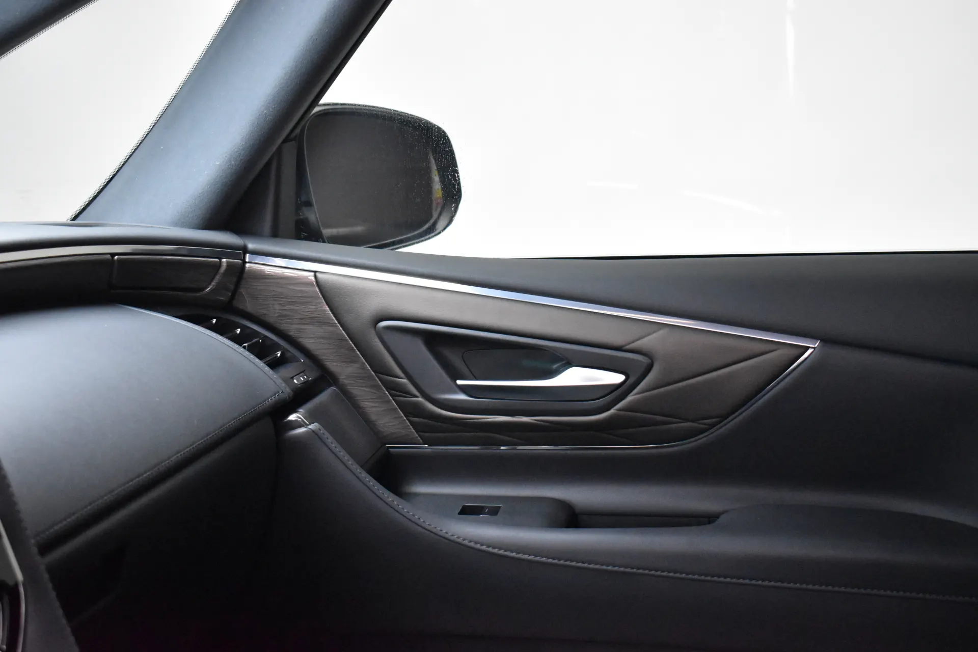 Toyota Vellfire, 2024 8
