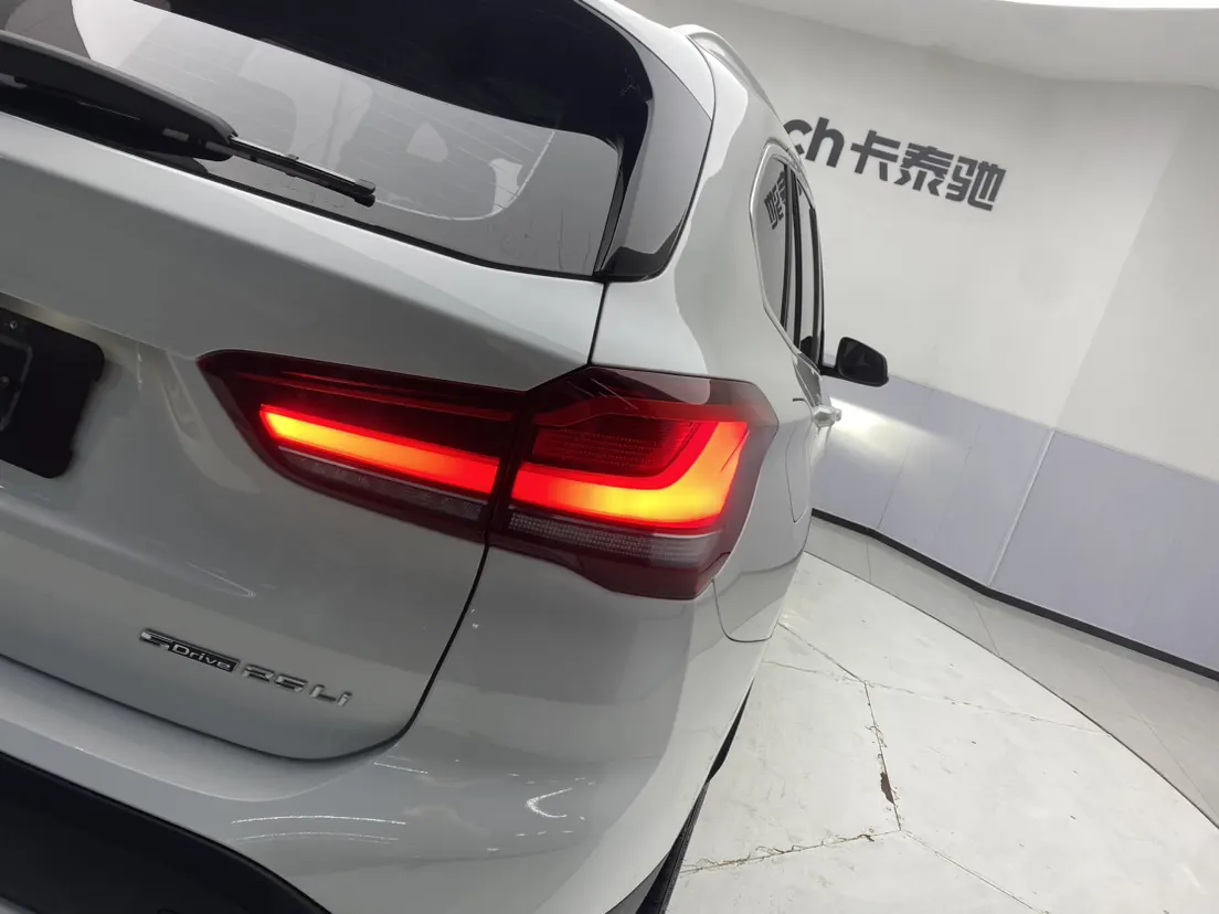 BMW X1, 2020 10