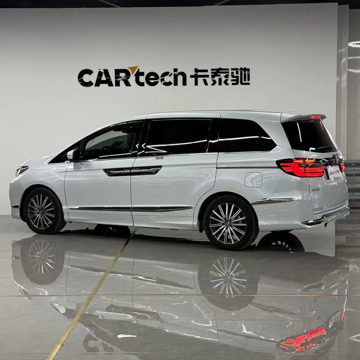 Honda Elysion, 2023 7