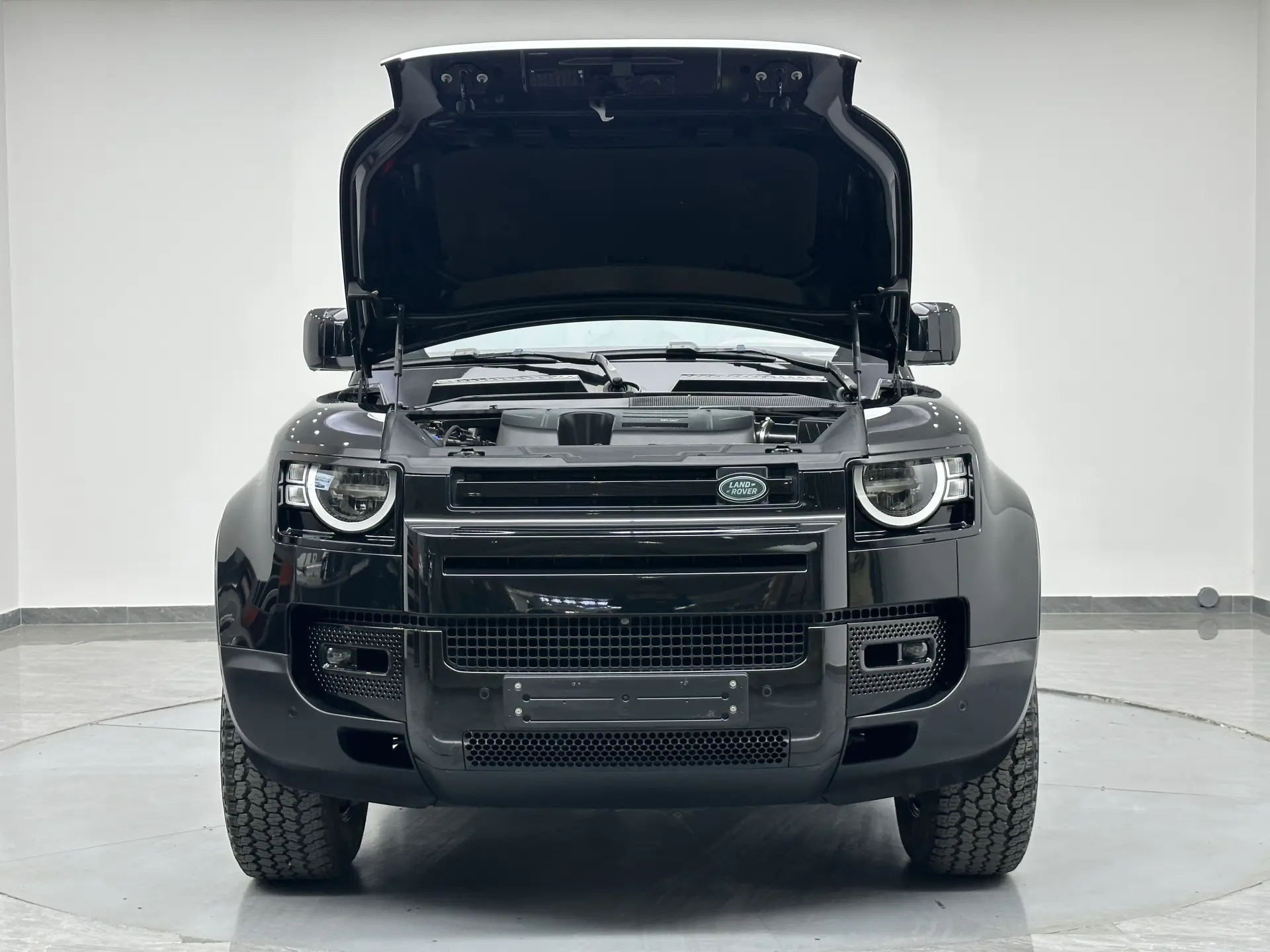 Land Rover Defender, 2022 36