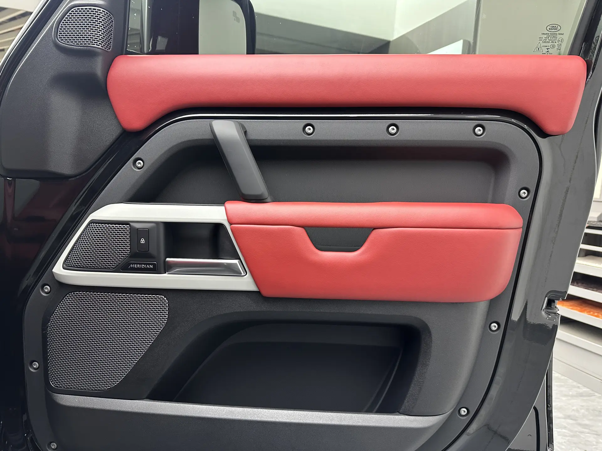Land Rover Defender, 2022 34