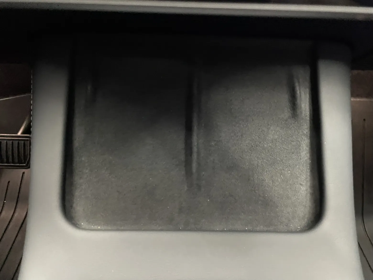 Tesla Model Y, 2024 17