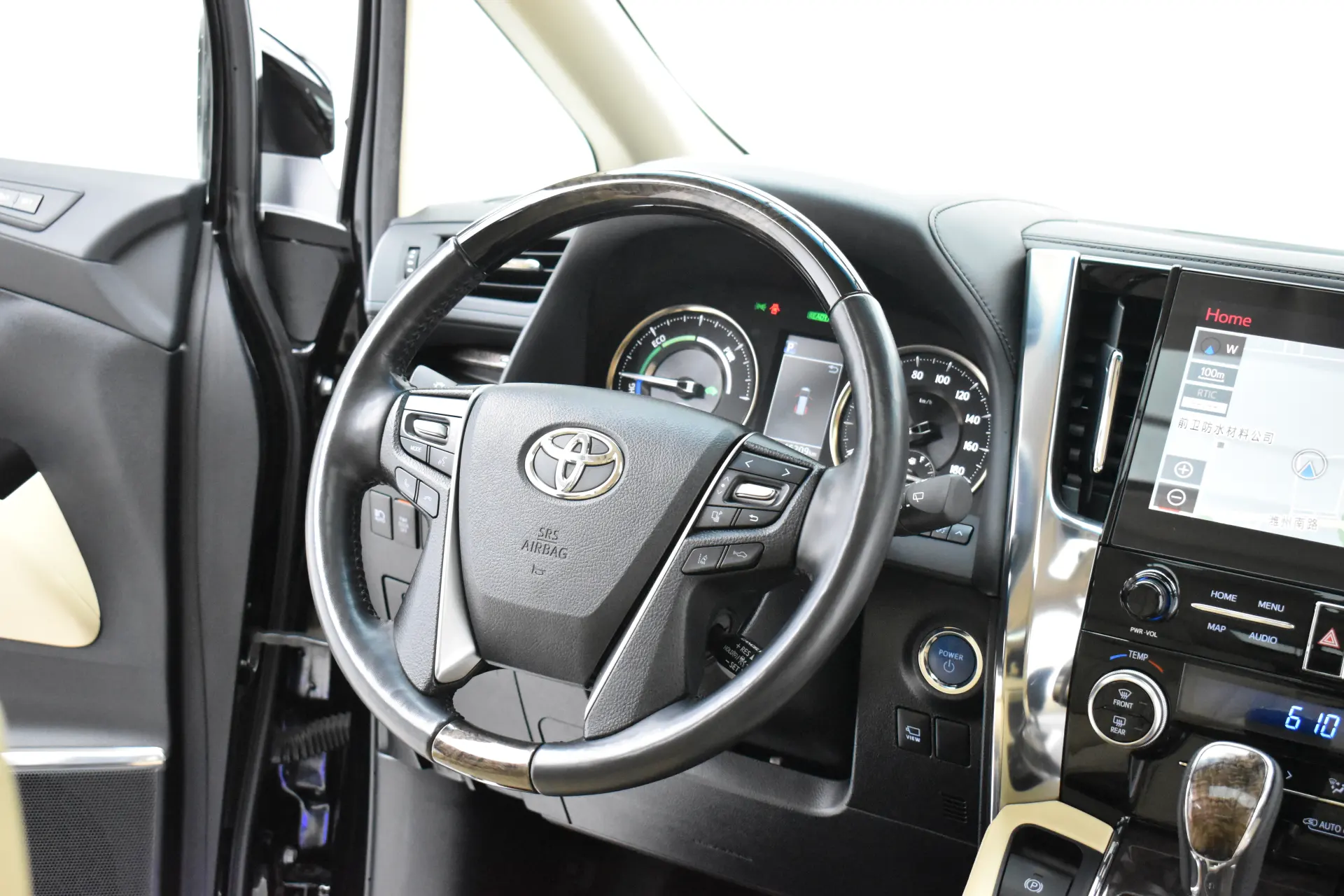Toyota Vellfire, 2021 12