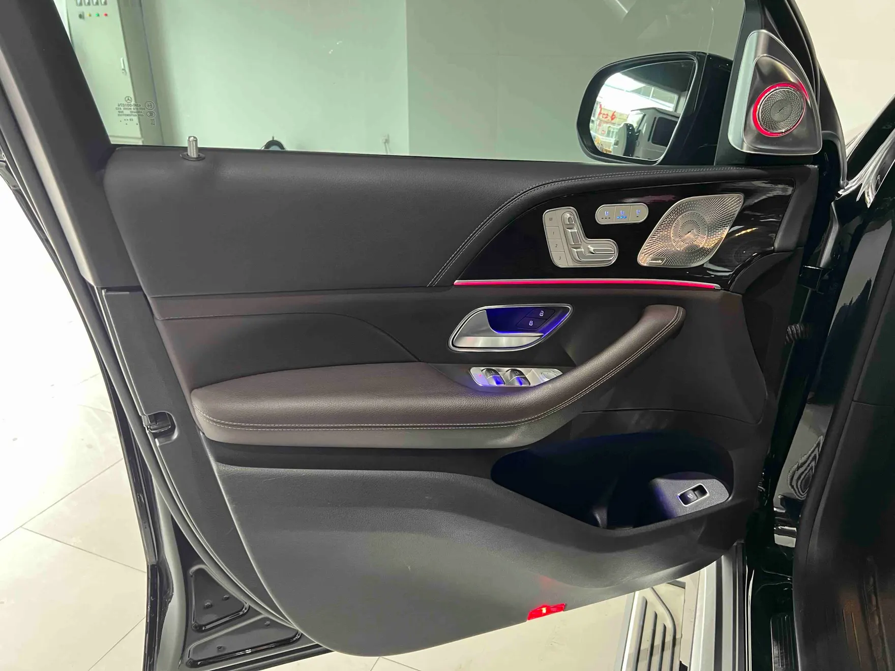 Mercedes-Benz GLS 450 4MATIC, 2023 30