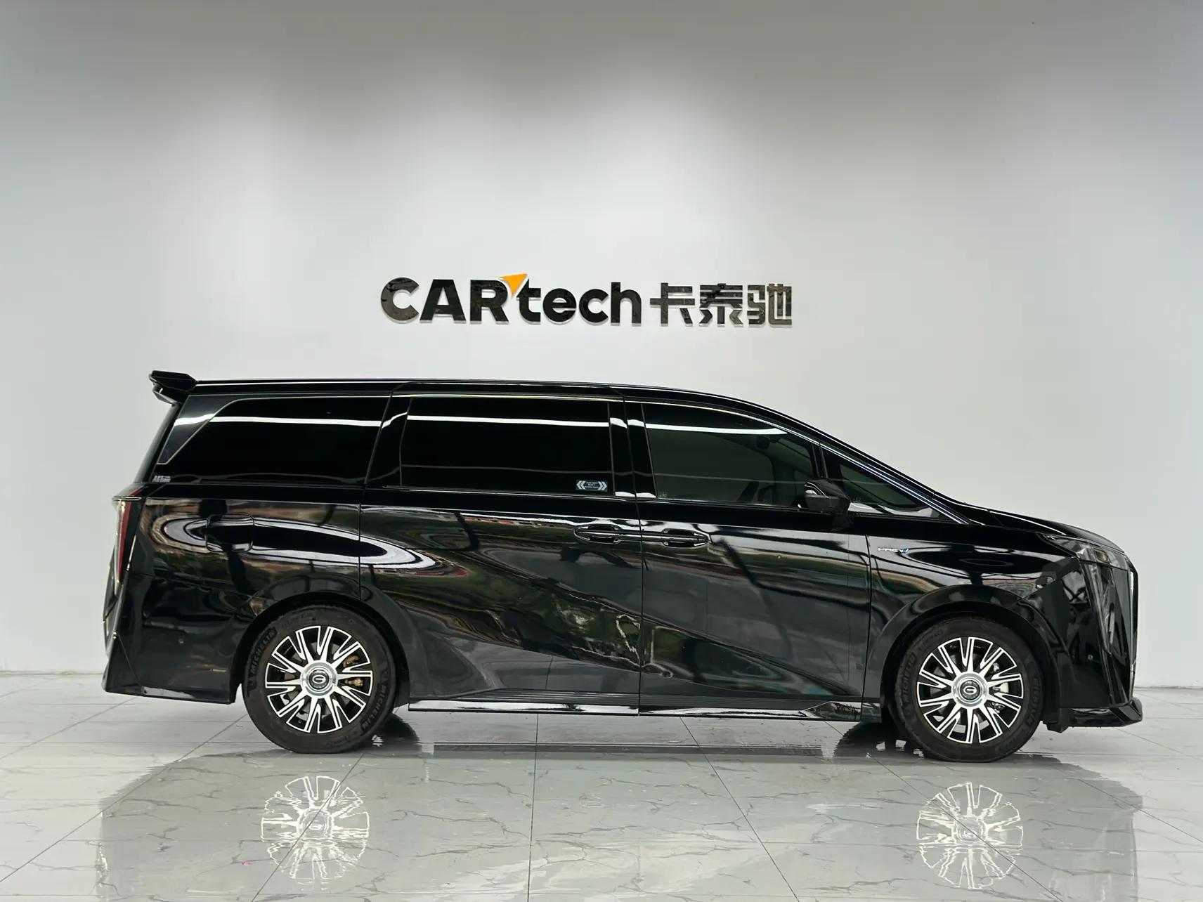 Trumpchi E9, 2024 4