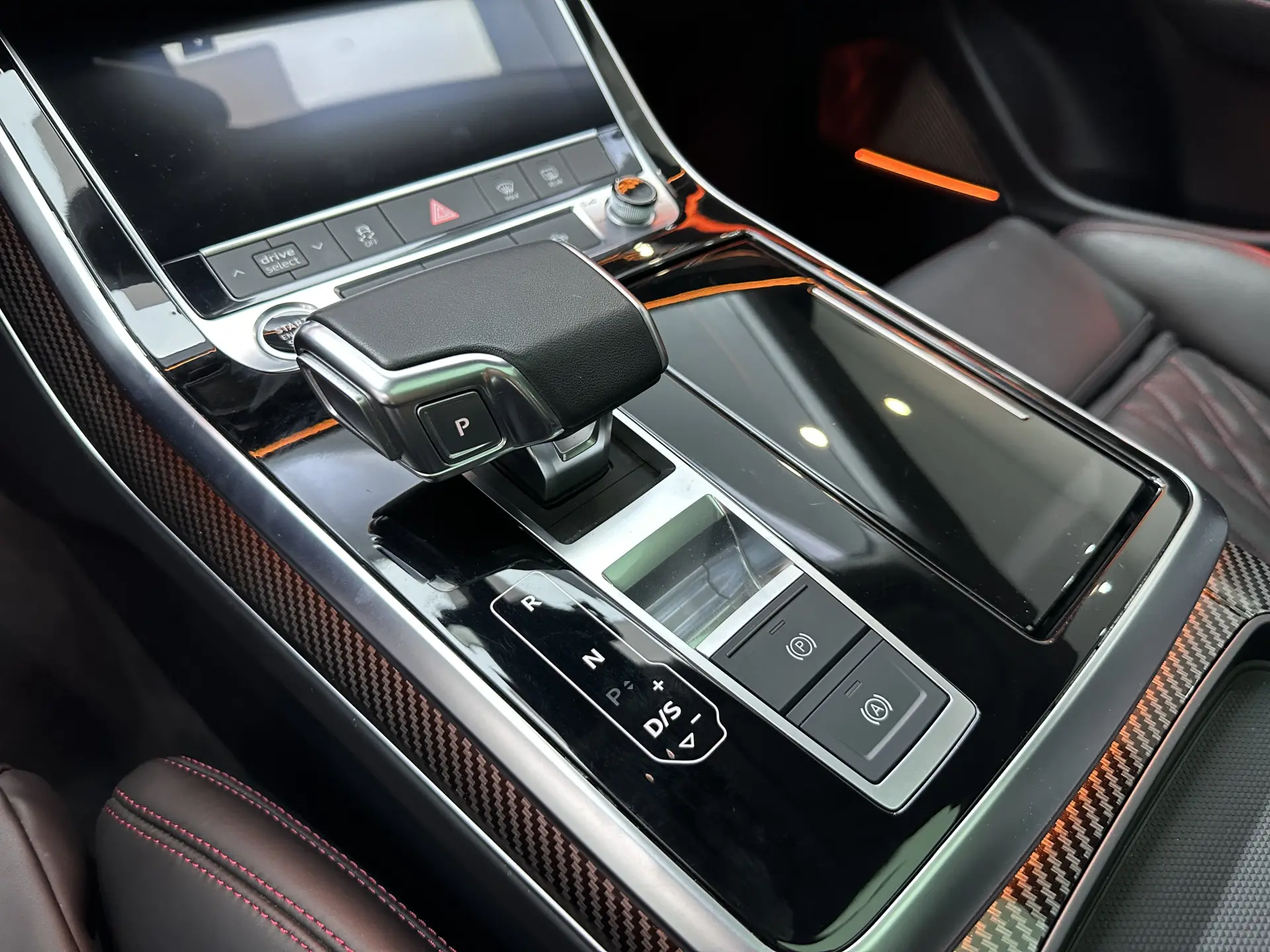 Audi Q8, 2025 26