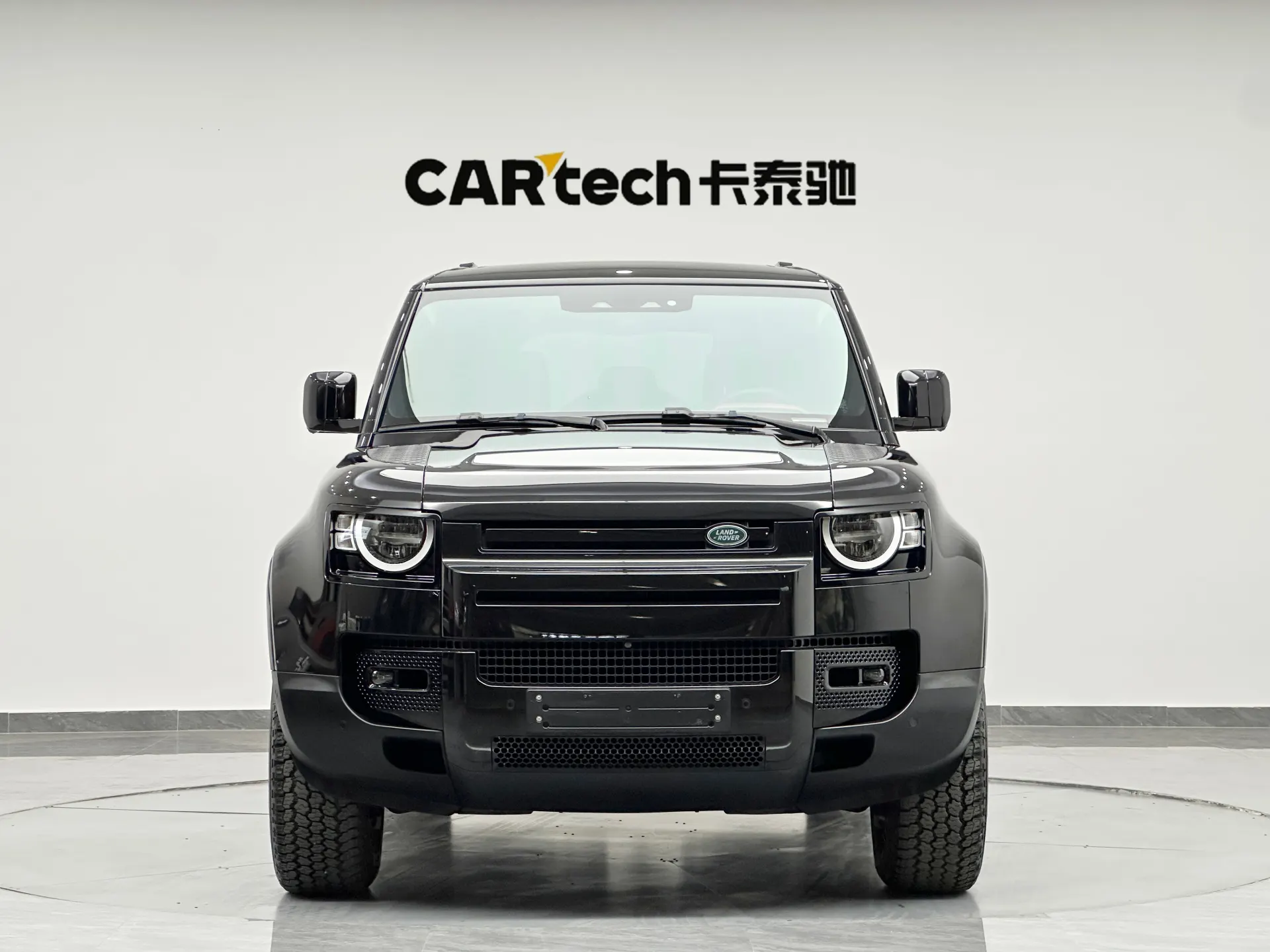 Land Rover Defender, 2022 2