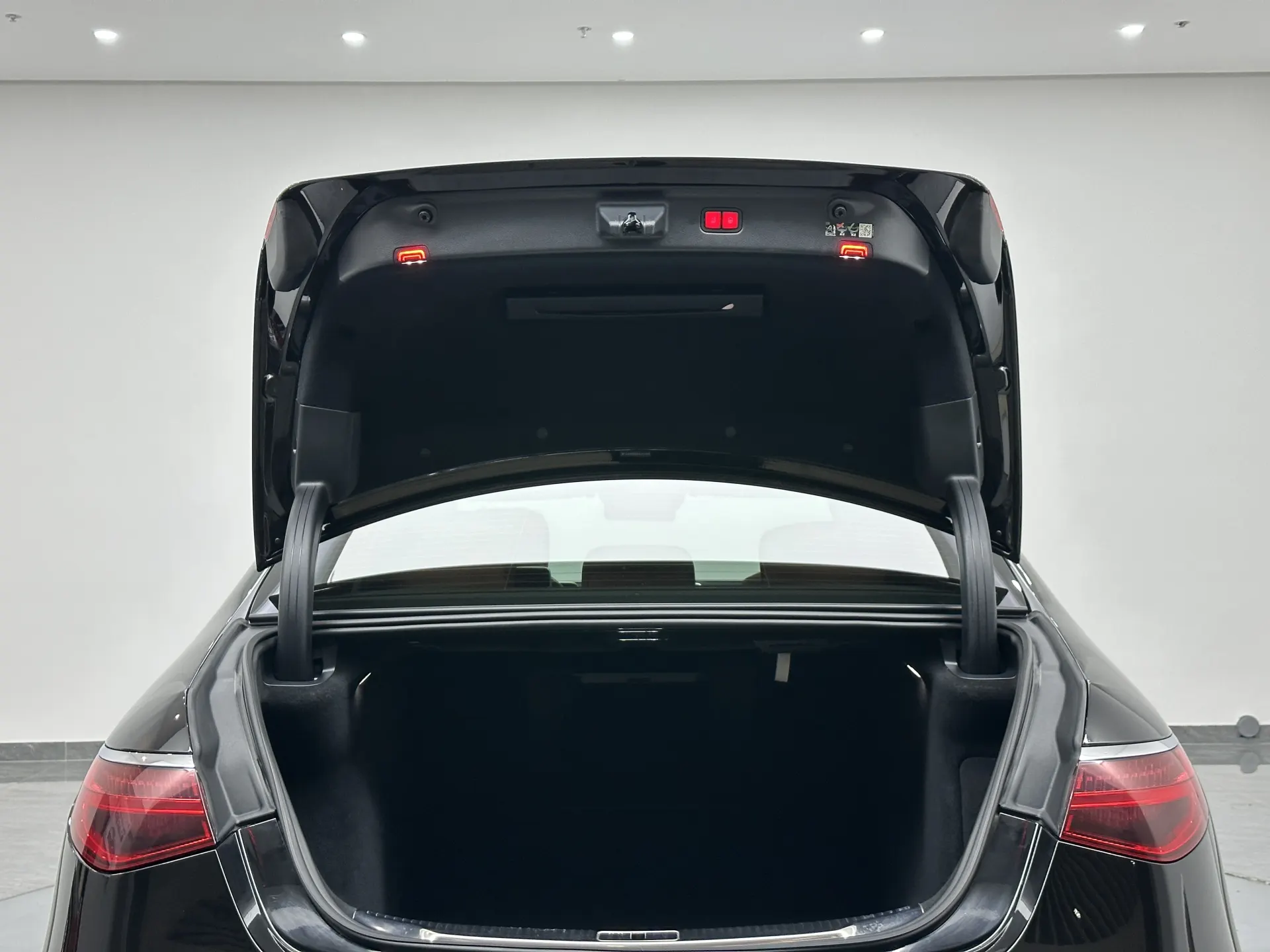 Mercedes-Benz S 480 4MATIC, 2021 42