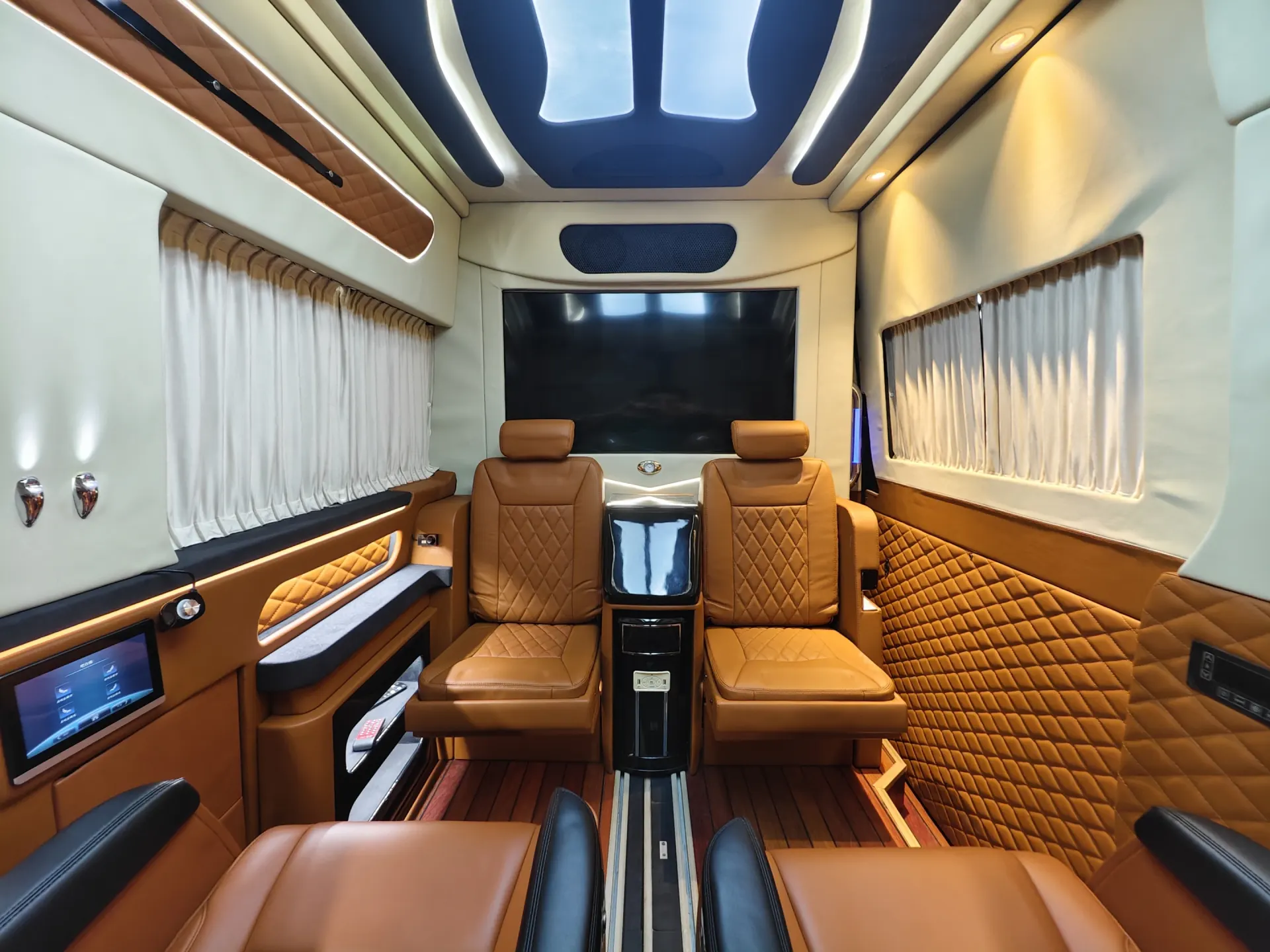 Mercedes-Benz Sprinter, 2019 16