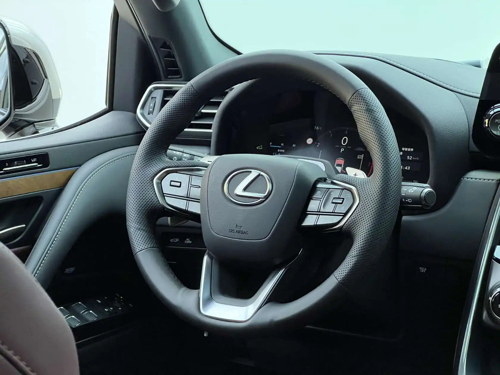 Lexus LX 600, 2026 27