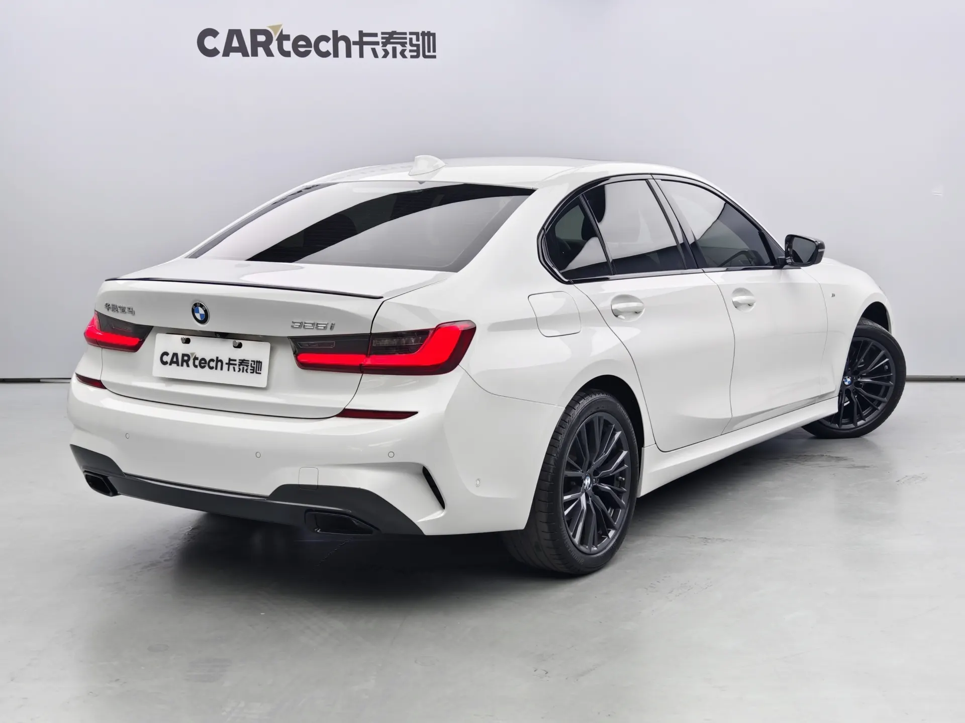 BMW 325i, 2020 3