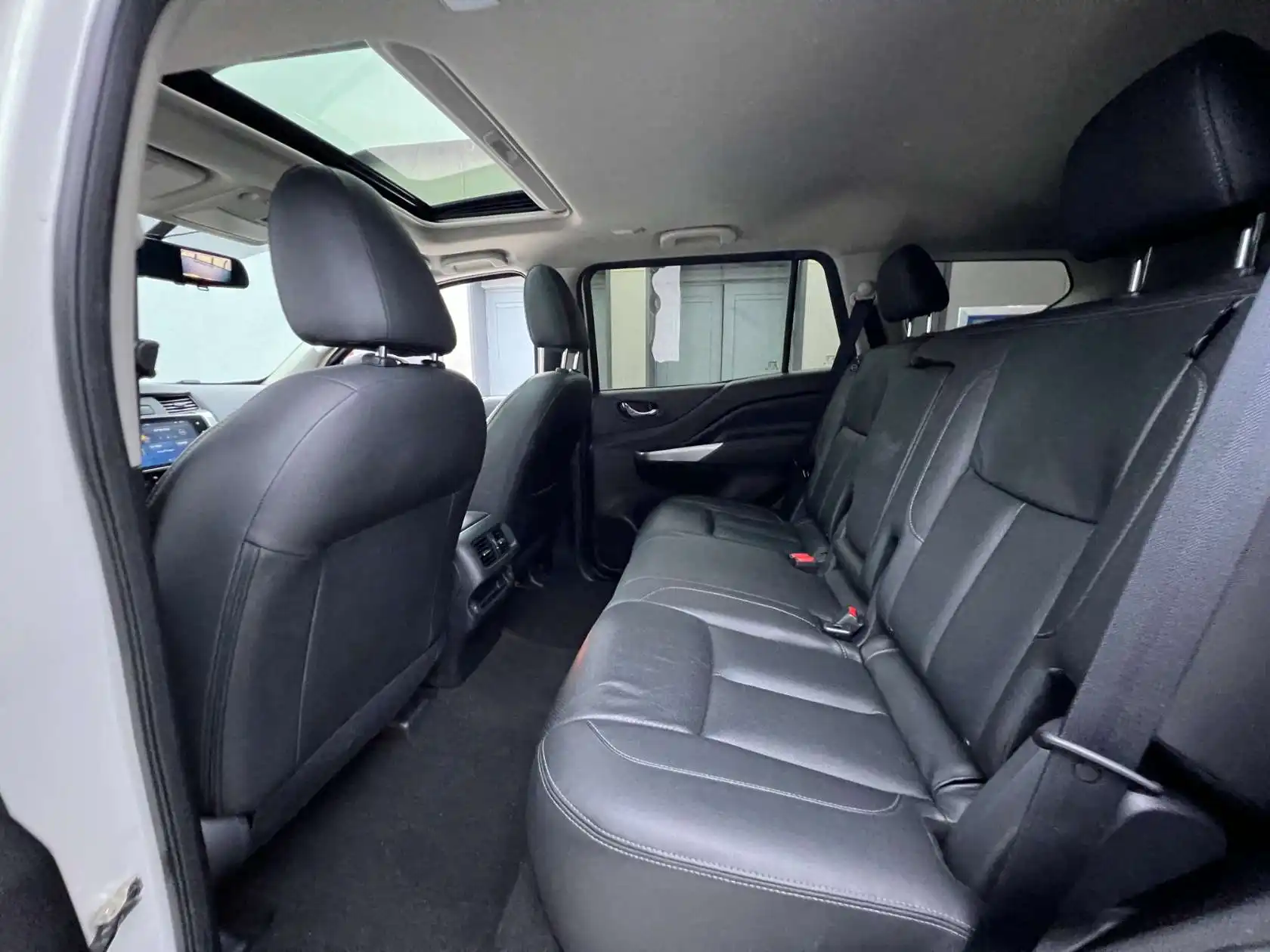 Nissan Terra, 2020 11