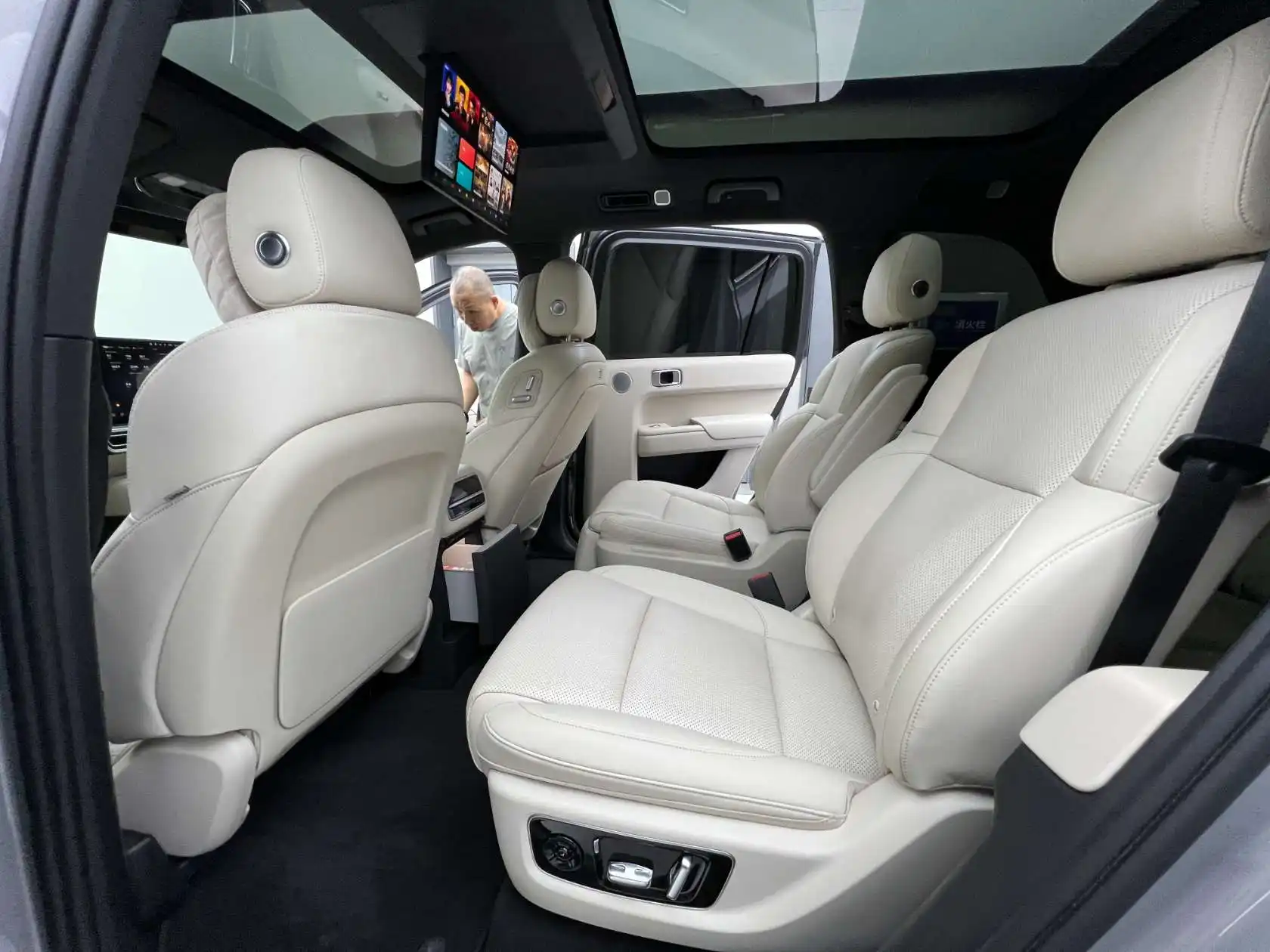 Li Auto L9, 2023 12