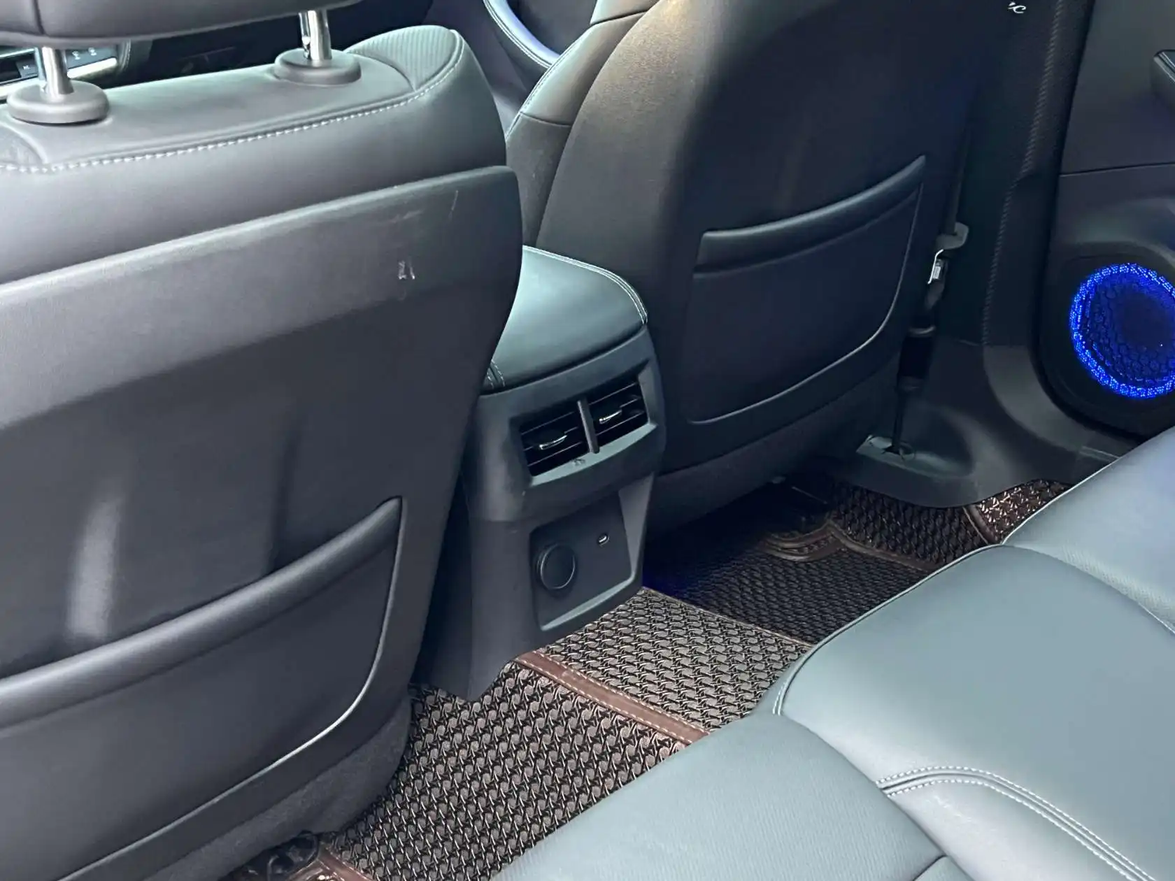 Cadillac CT5, 2023 15