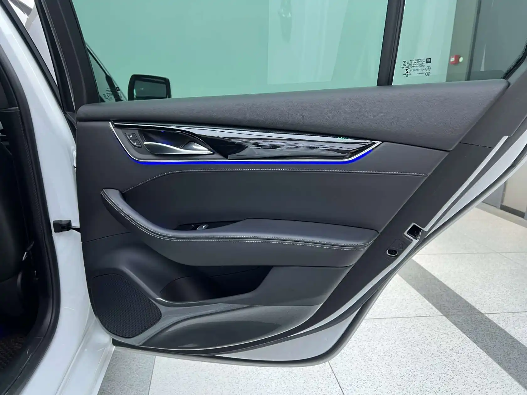 Cadillac CT5, 2023 18