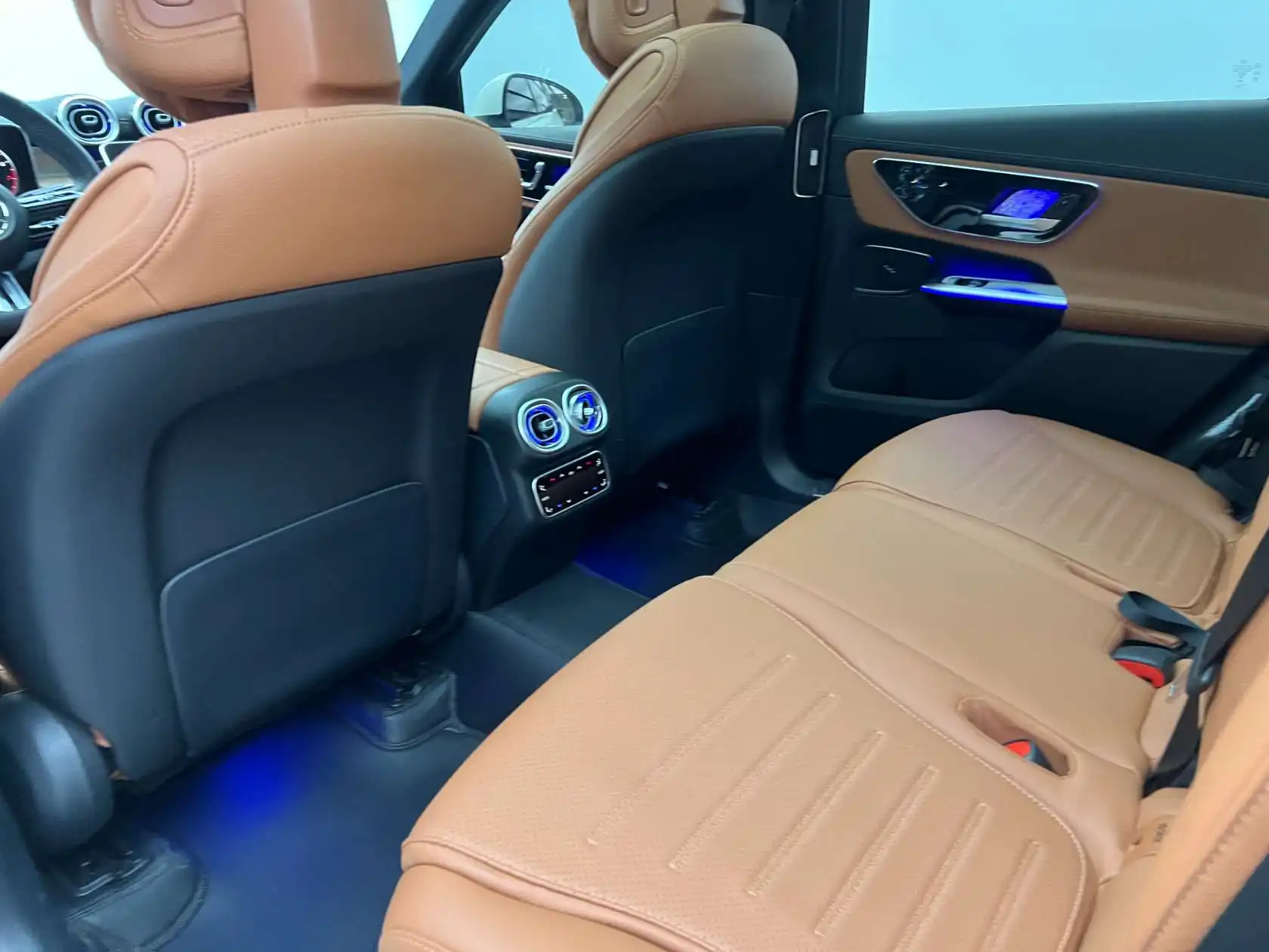 Mercedes-Benz GLC 300 L, 2023 13