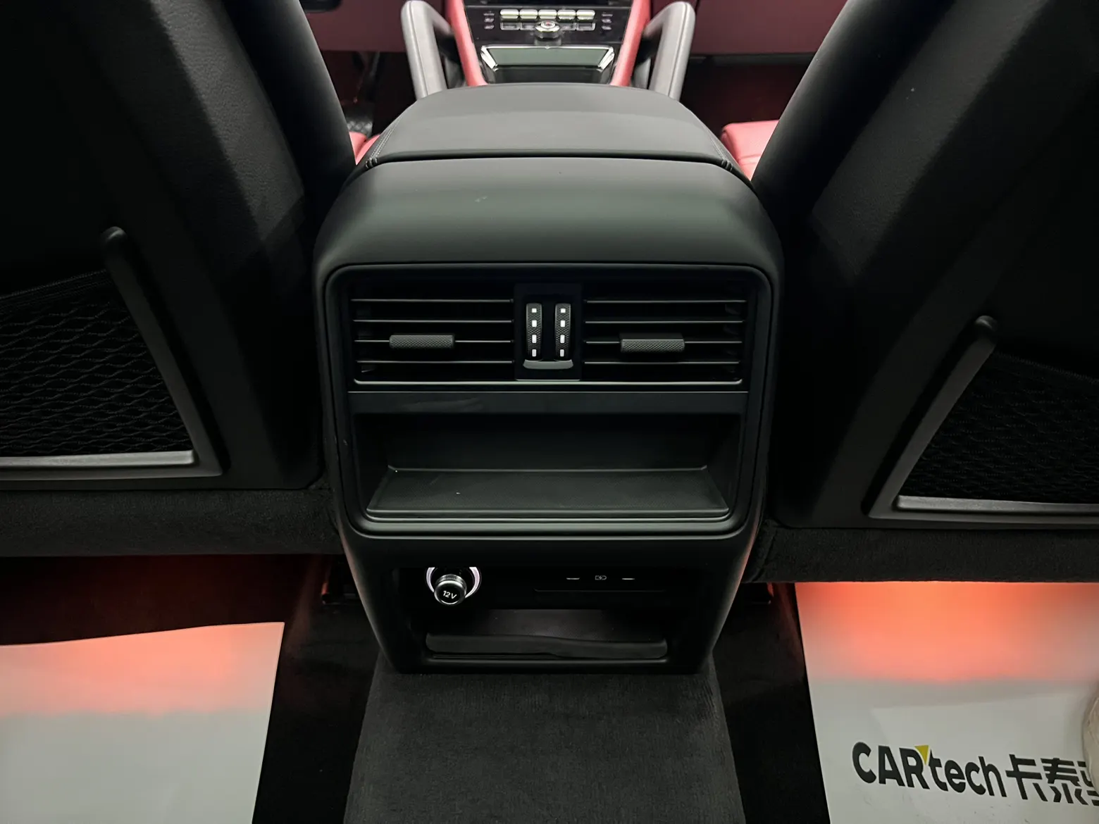 Porsche Cayenne, 2024 17