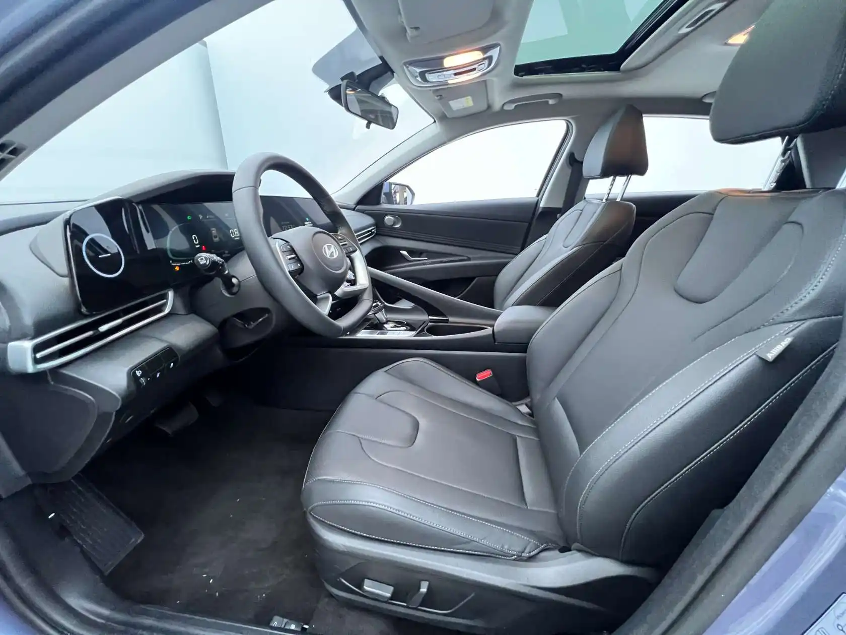 Hyundai Elantra, 2024 8