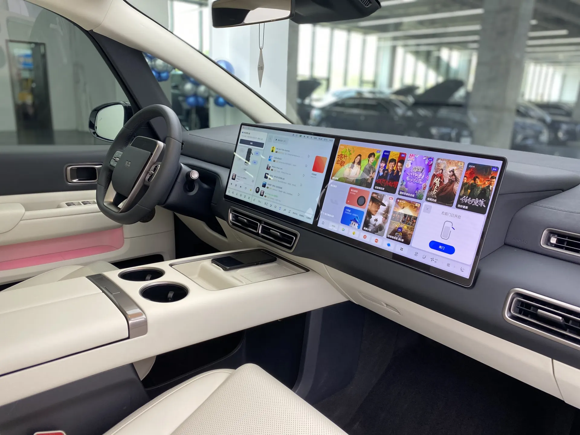 Li Auto MEGA, 2025 21