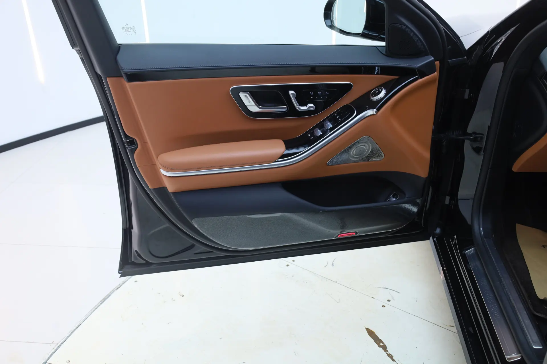 Mercedes-Benz S 400 L, 2024 26