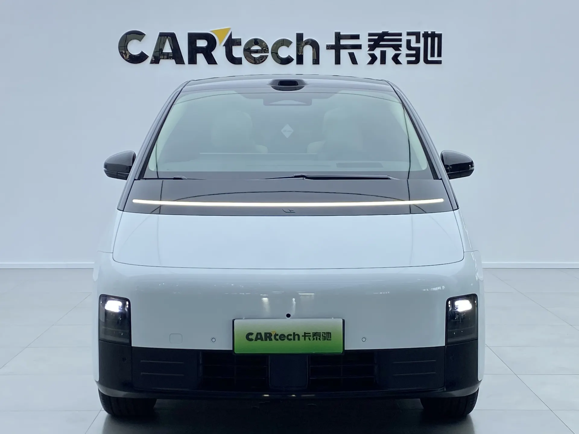Li Auto MEGA, 2025 3