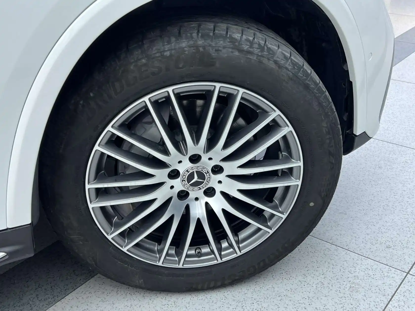 Mercedes-Benz GLC 300 L, 2023 33