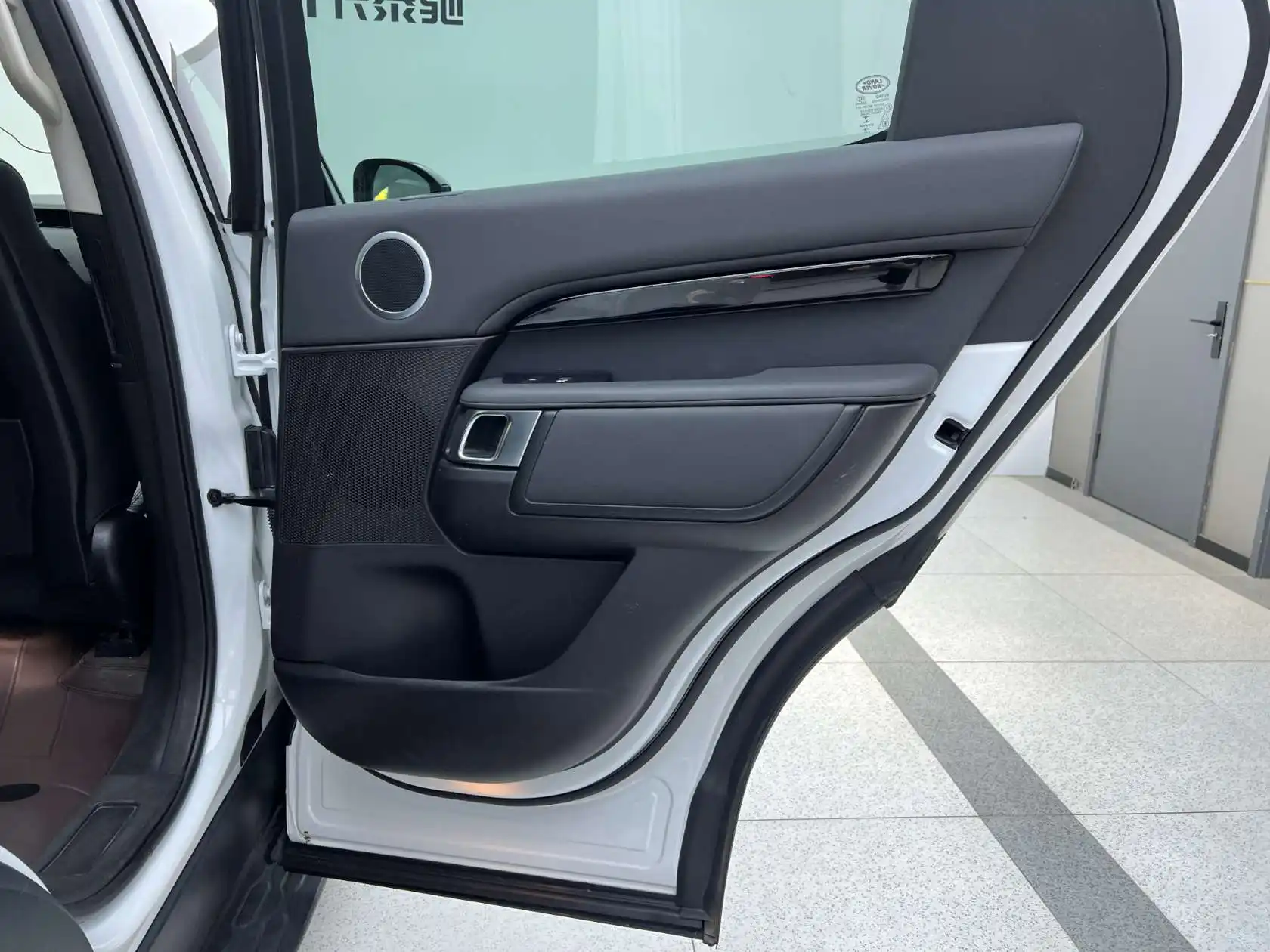 Land Rover Discovery, 2019 17