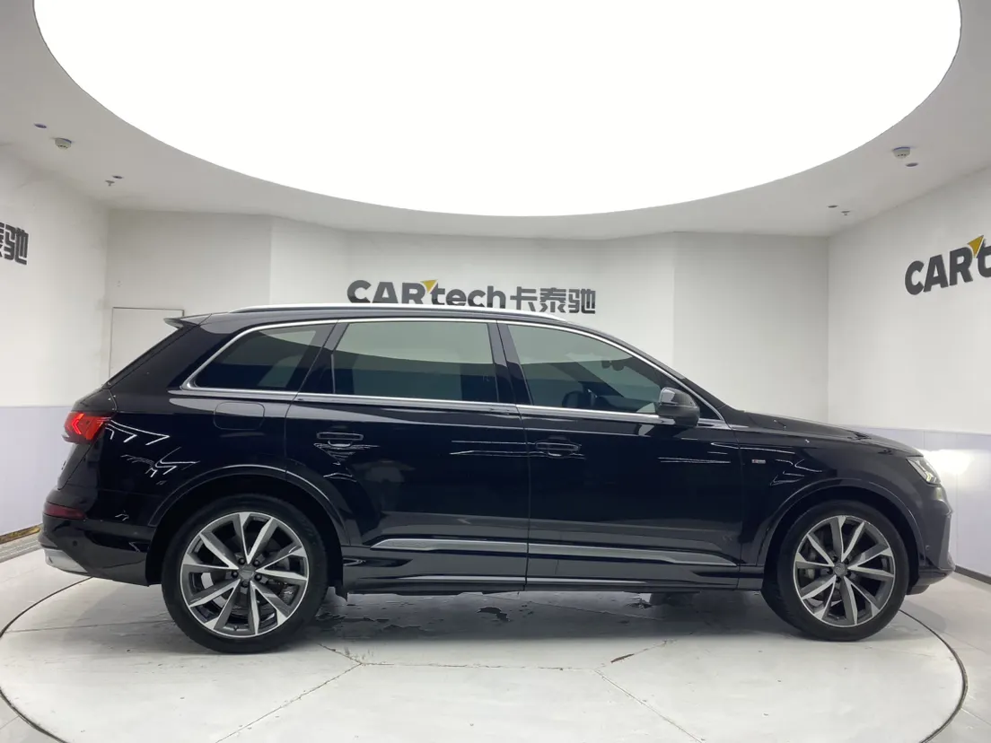 Audi Q7 55 TFSI, 2020 4