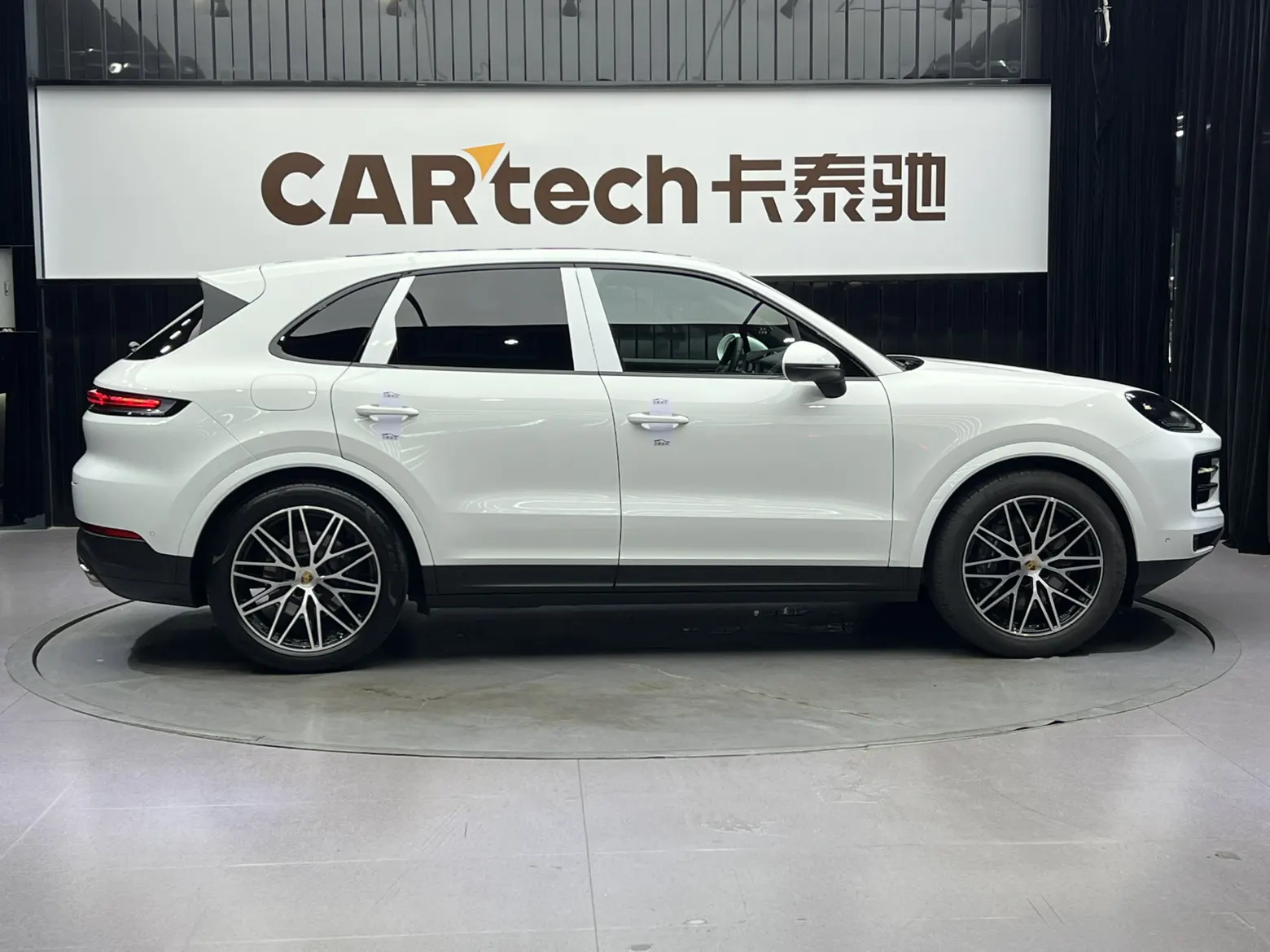 Porsche Cayenne, 2024 4